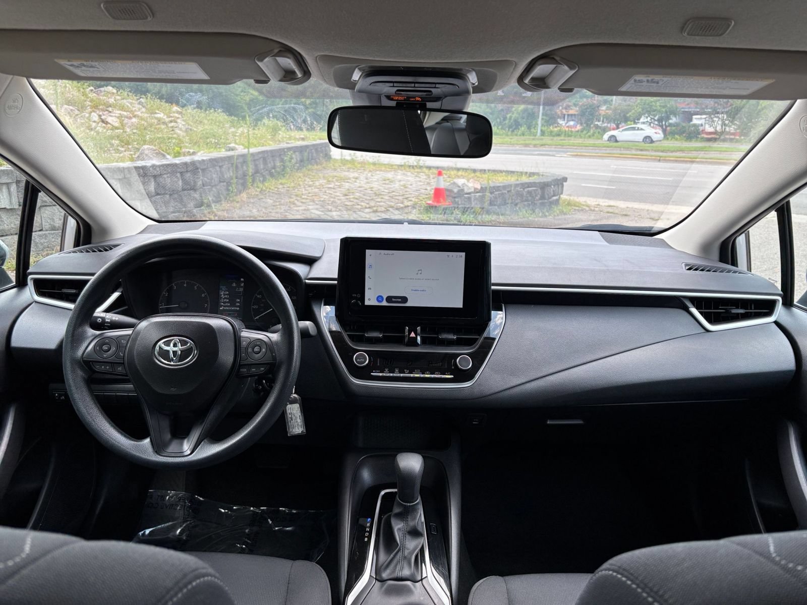 Thumbnail: 2025 Toyota Corolla - 29