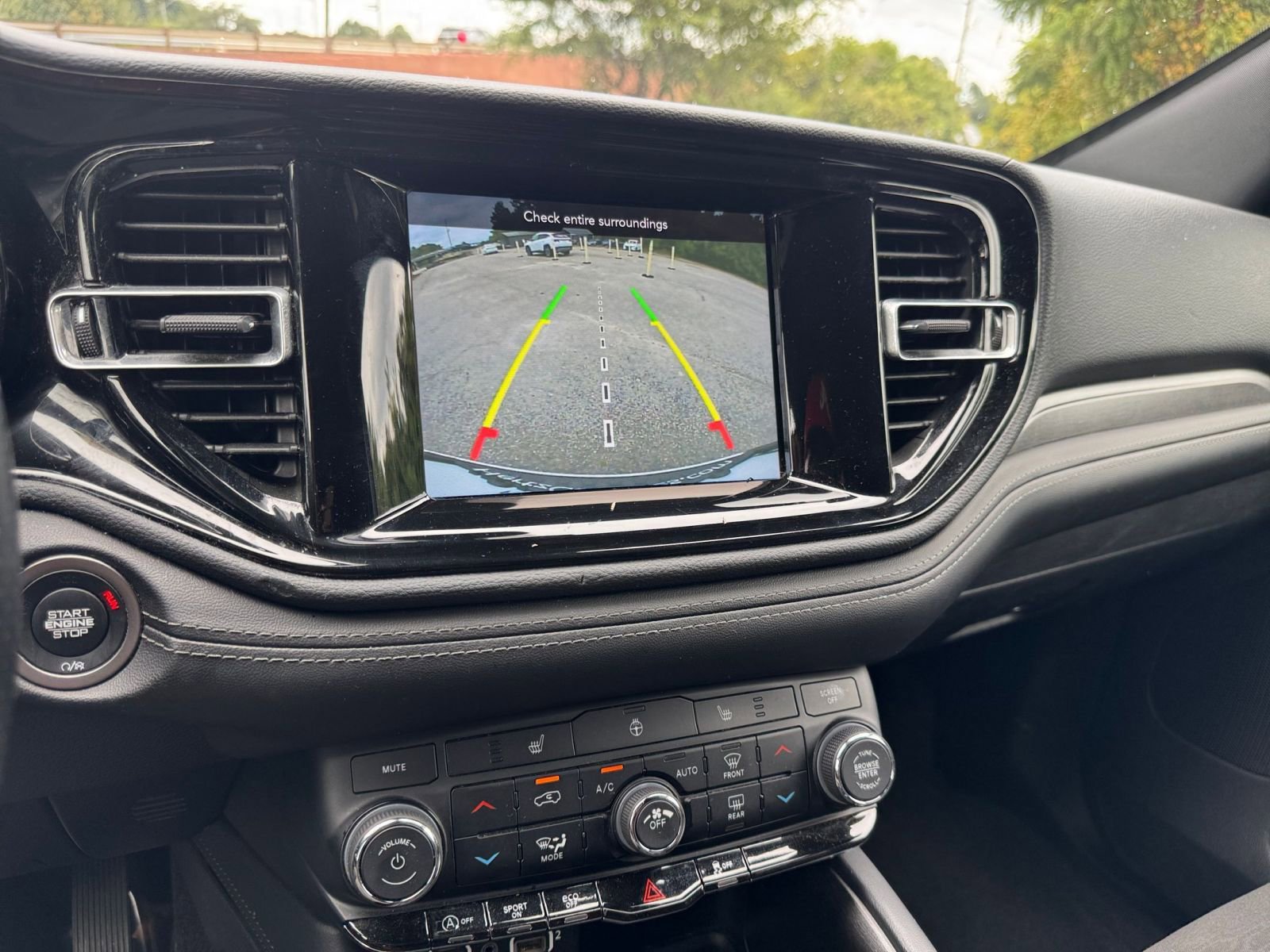 Thumbnail: 2023 Dodge Durango - 17