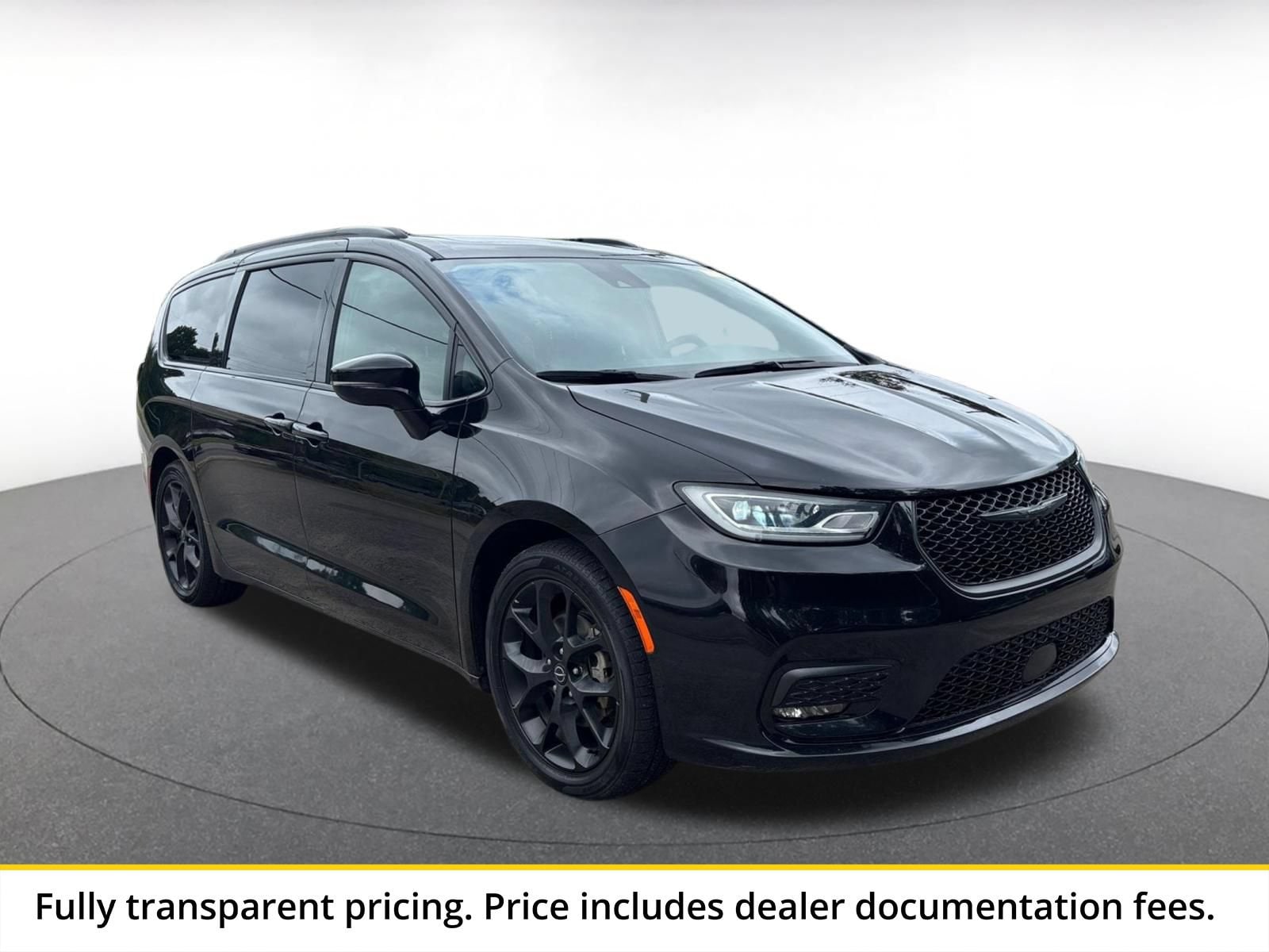Thumbnail: 2025 Chrysler Pacifica - 1