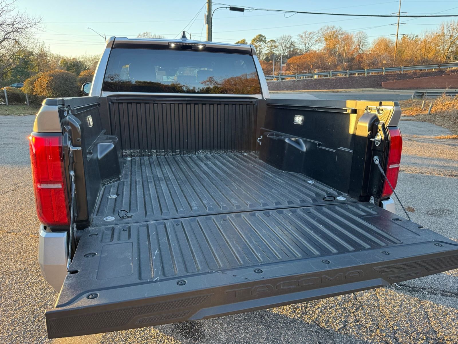 Thumbnail: 2025 Toyota Tacoma - 25