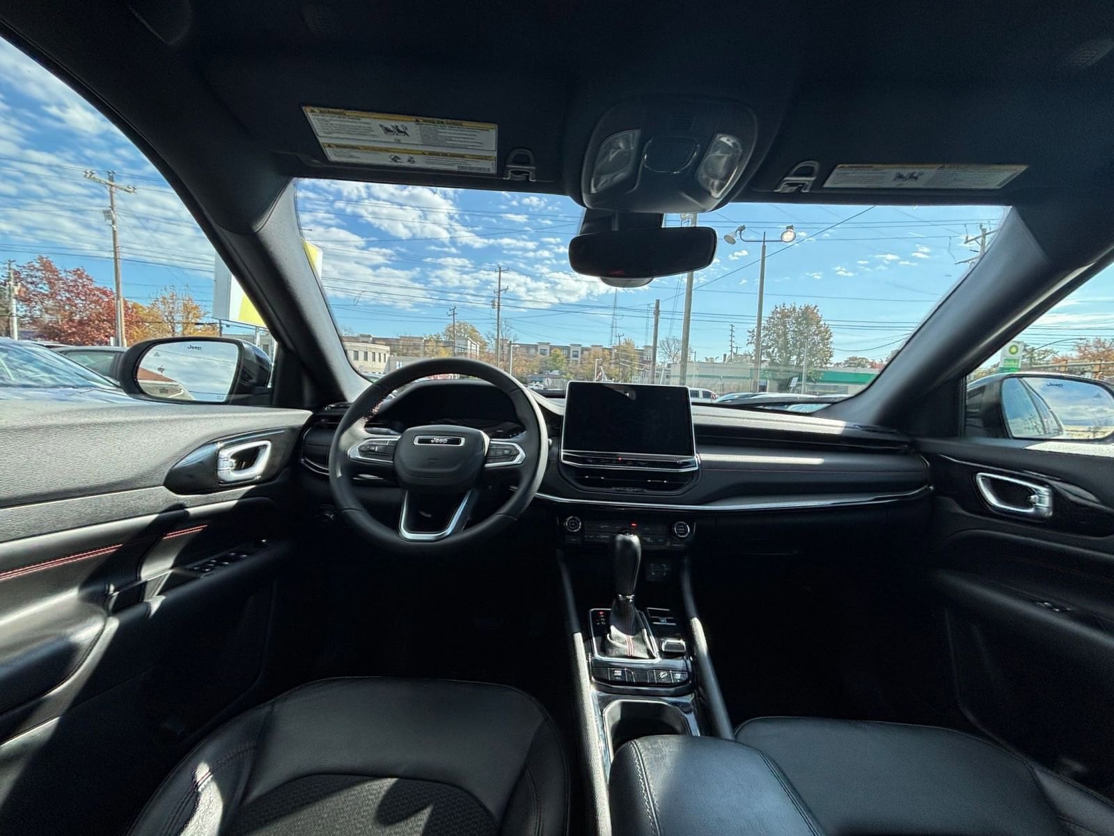 Thumbnail: 2025 Jeep Compass - 32