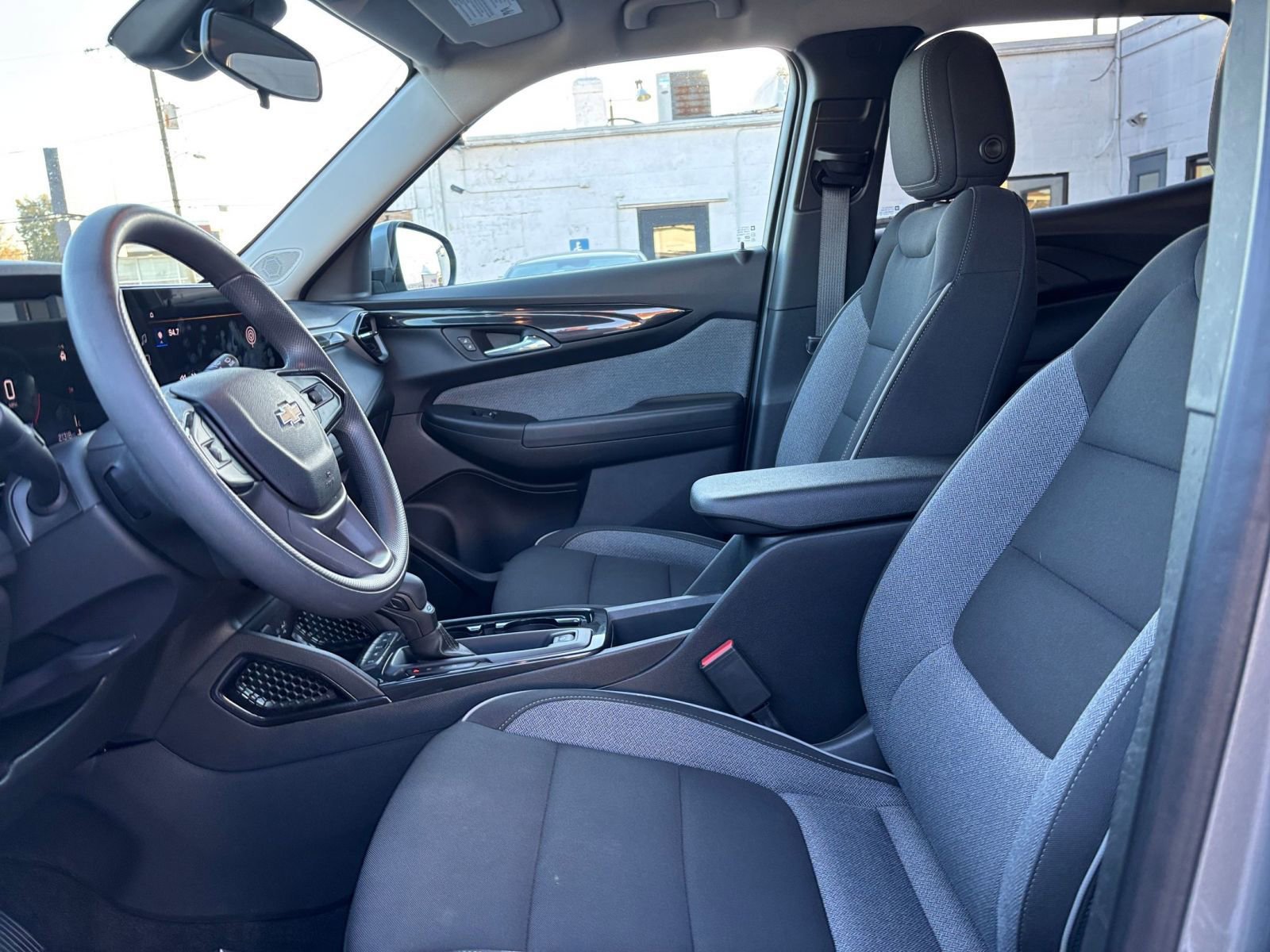 Thumbnail: 2025 Chevrolet TrailBlazer - 24