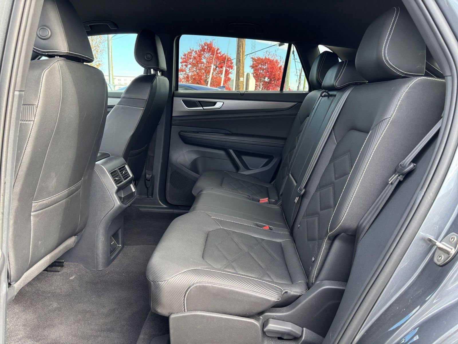 Thumbnail: 2025 Volkswagen Atlas - 25