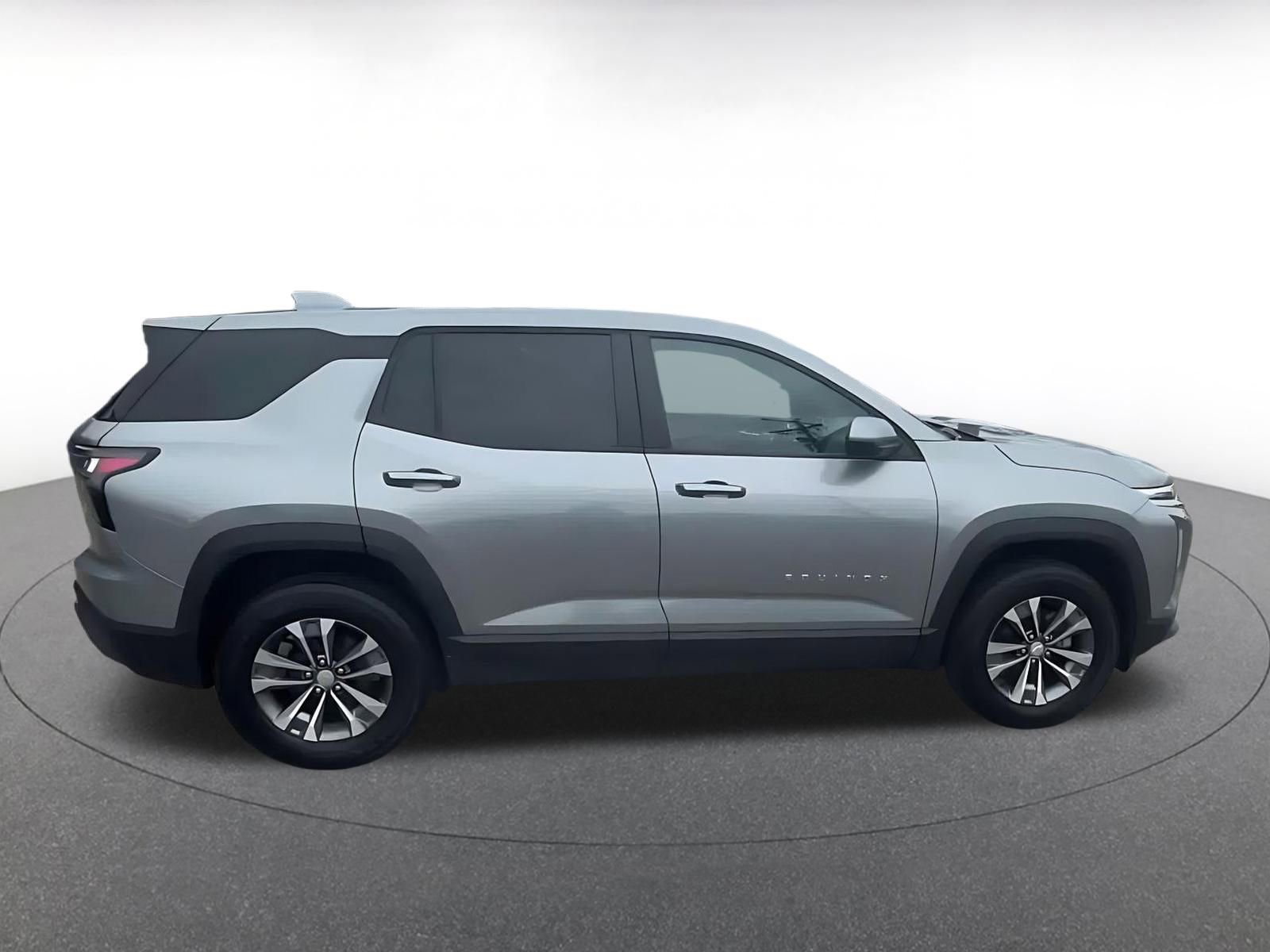 Thumbnail: 2025 Chevrolet Equinox - 15