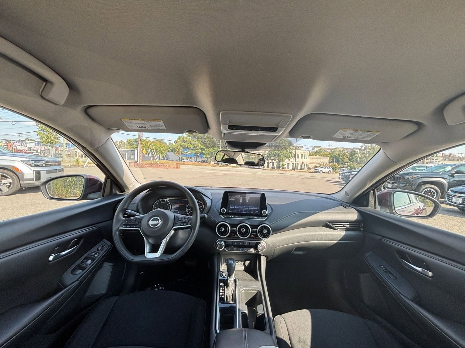 Thumbnail: 2024 Nissan Sentra - 31