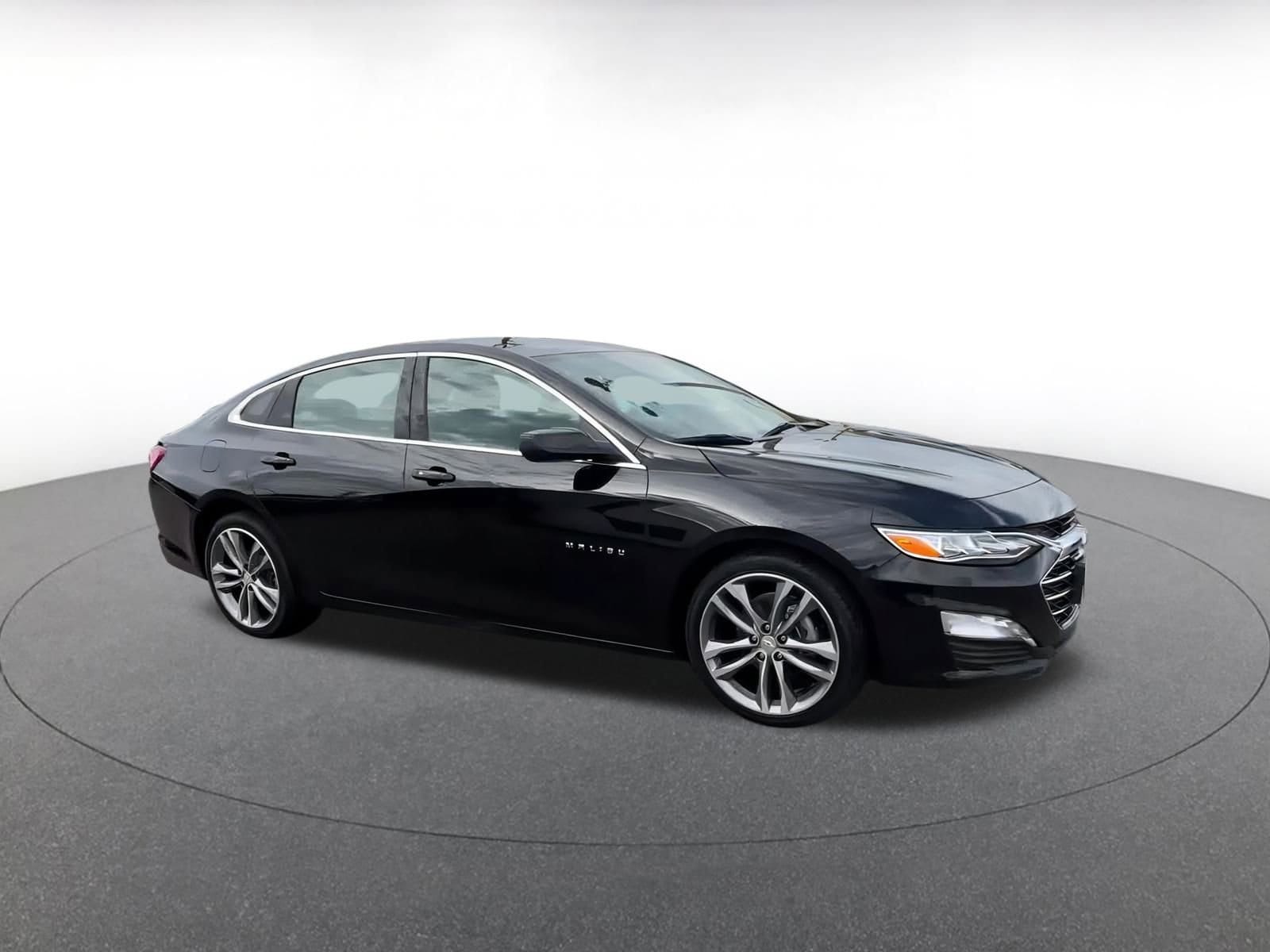 Thumbnail: 2024 Chevrolet Malibu - 2