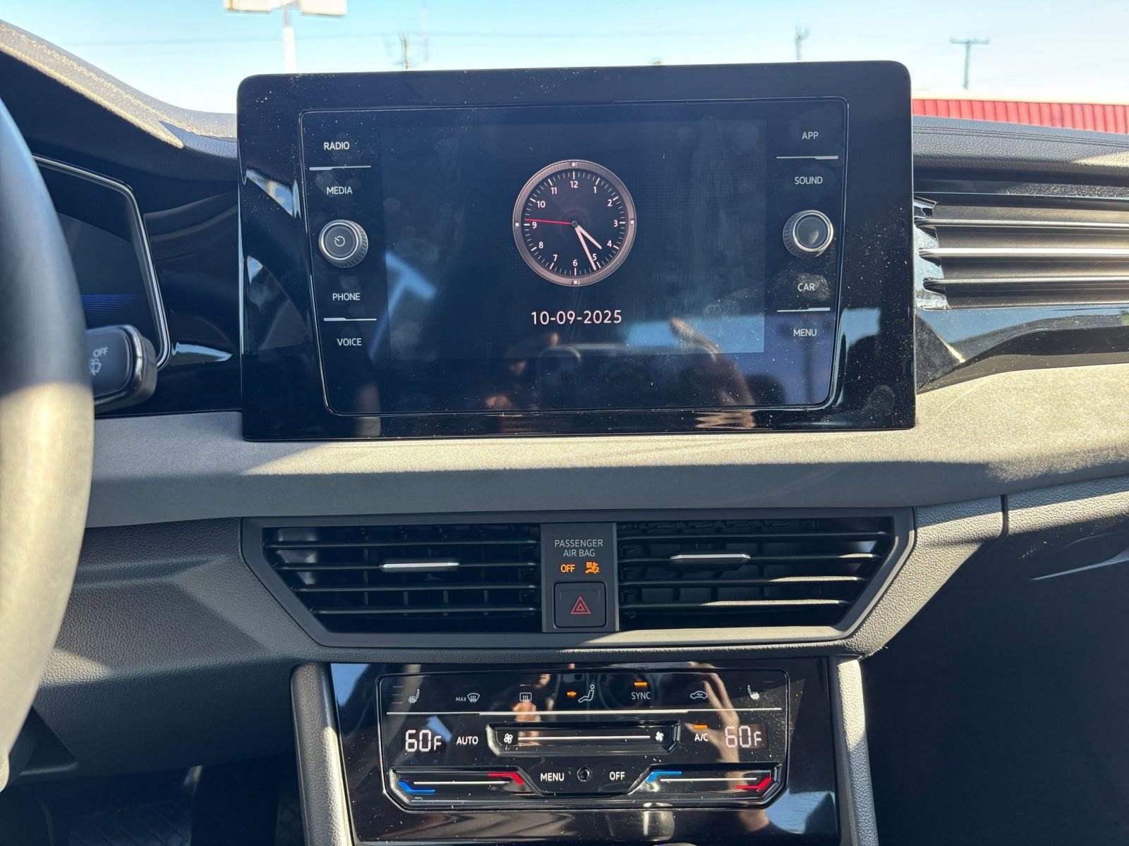 Thumbnail: 2025 Volkswagen Jetta - 18