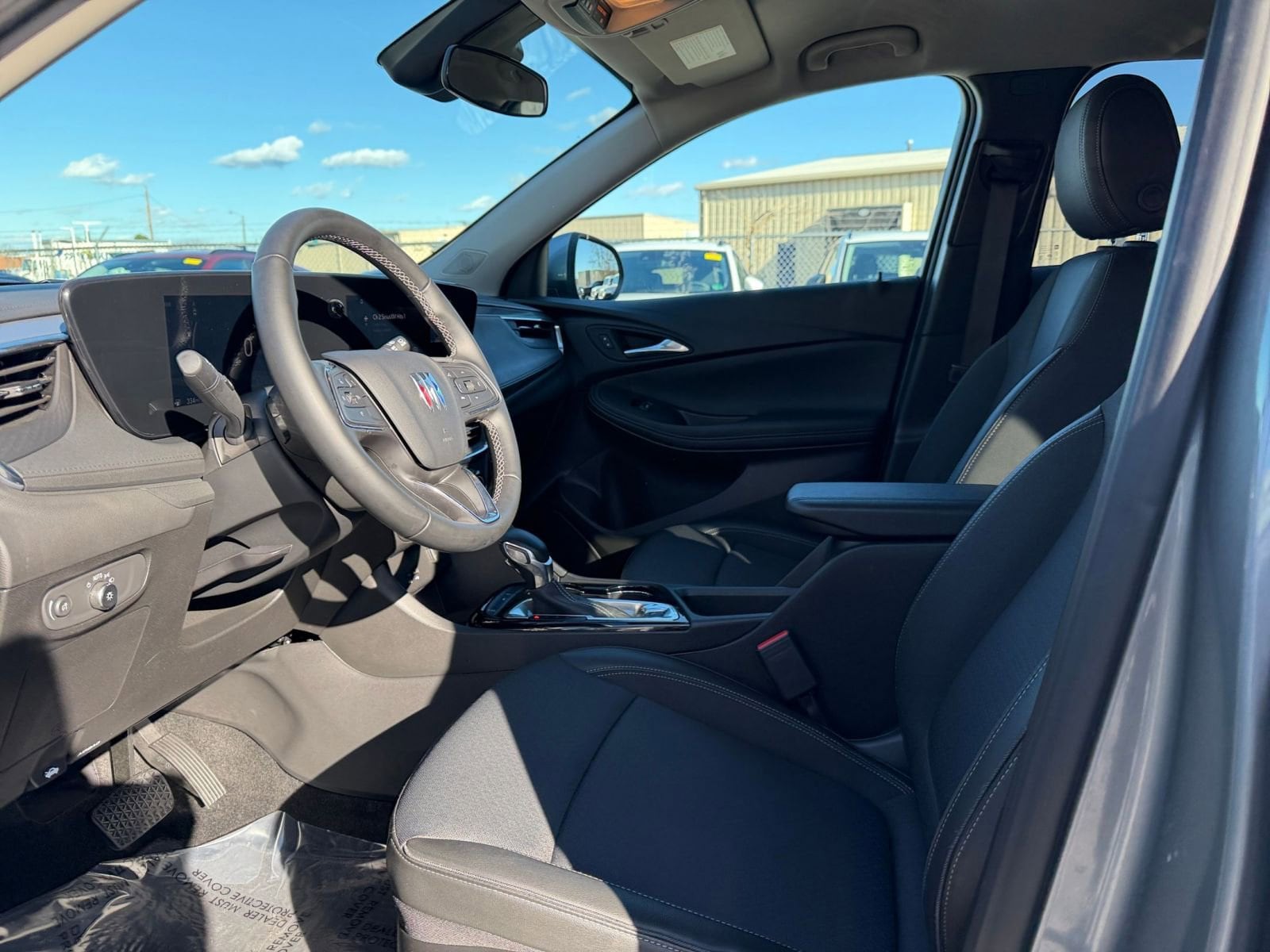 Thumbnail: 2025 Buick Encore GX - 24