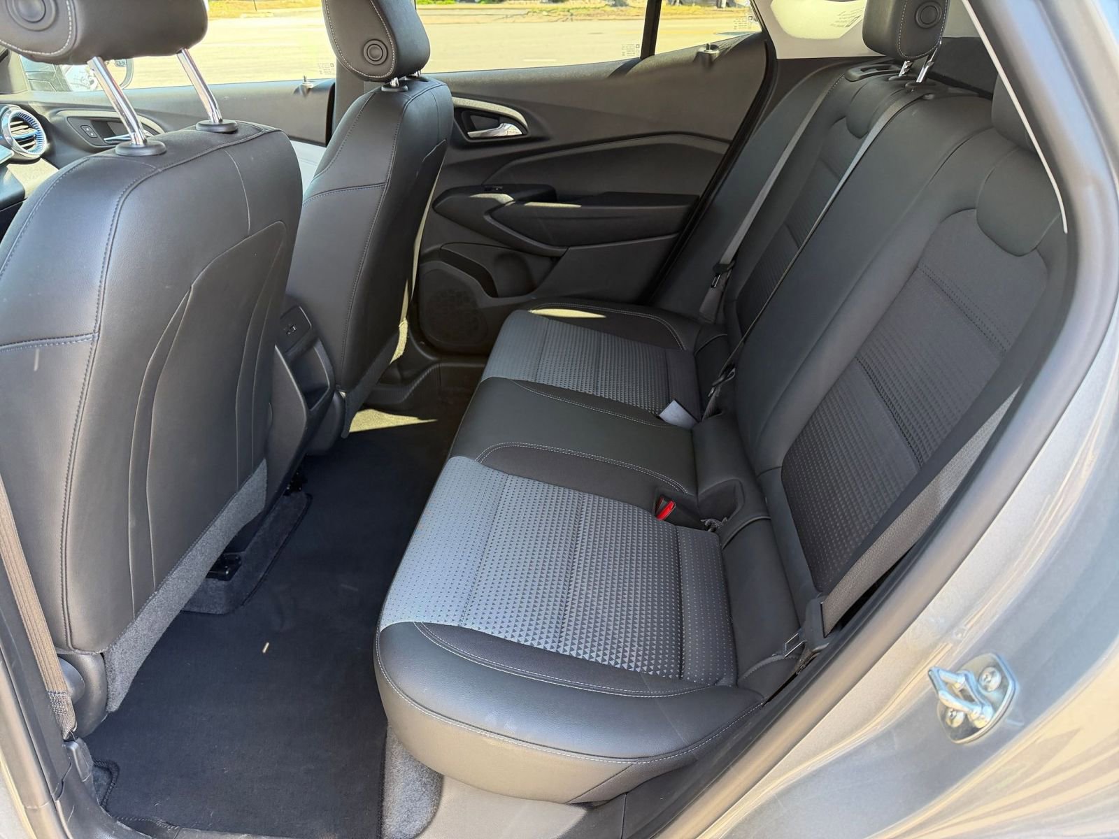 Thumbnail: 2025 Chevrolet Trax - 24