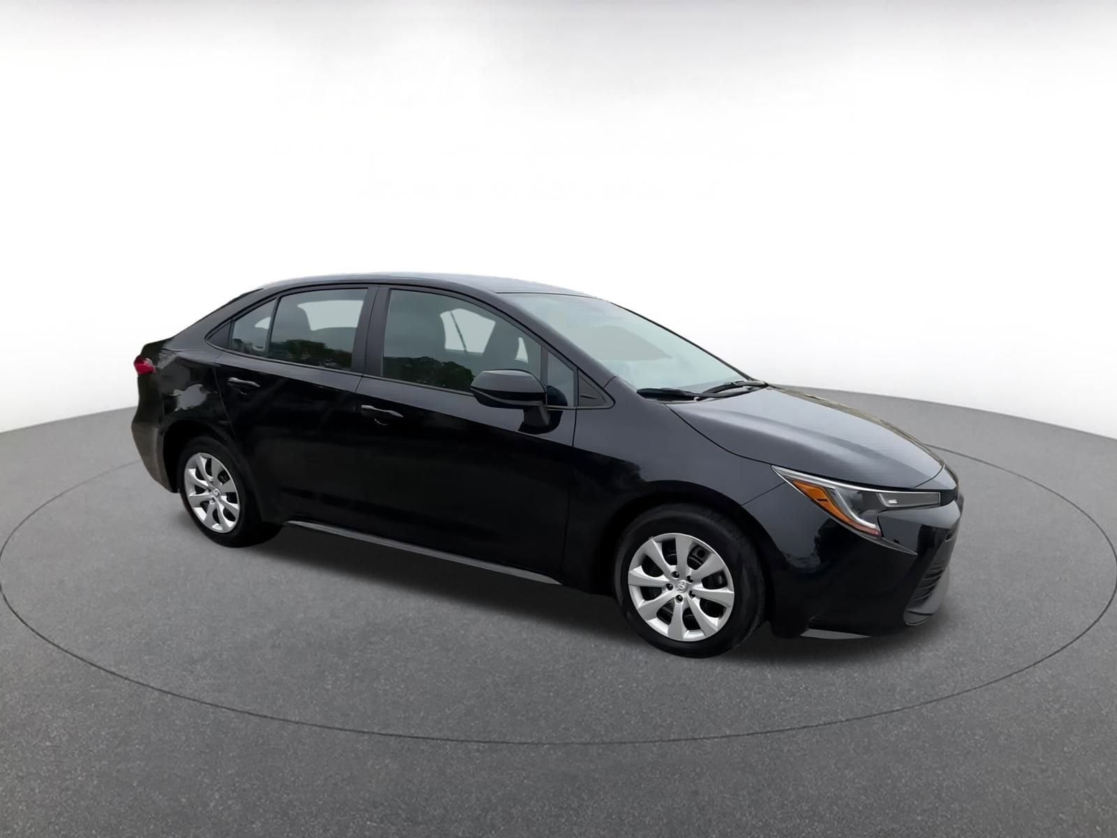 Thumbnail: 2024 Toyota Corolla - 2