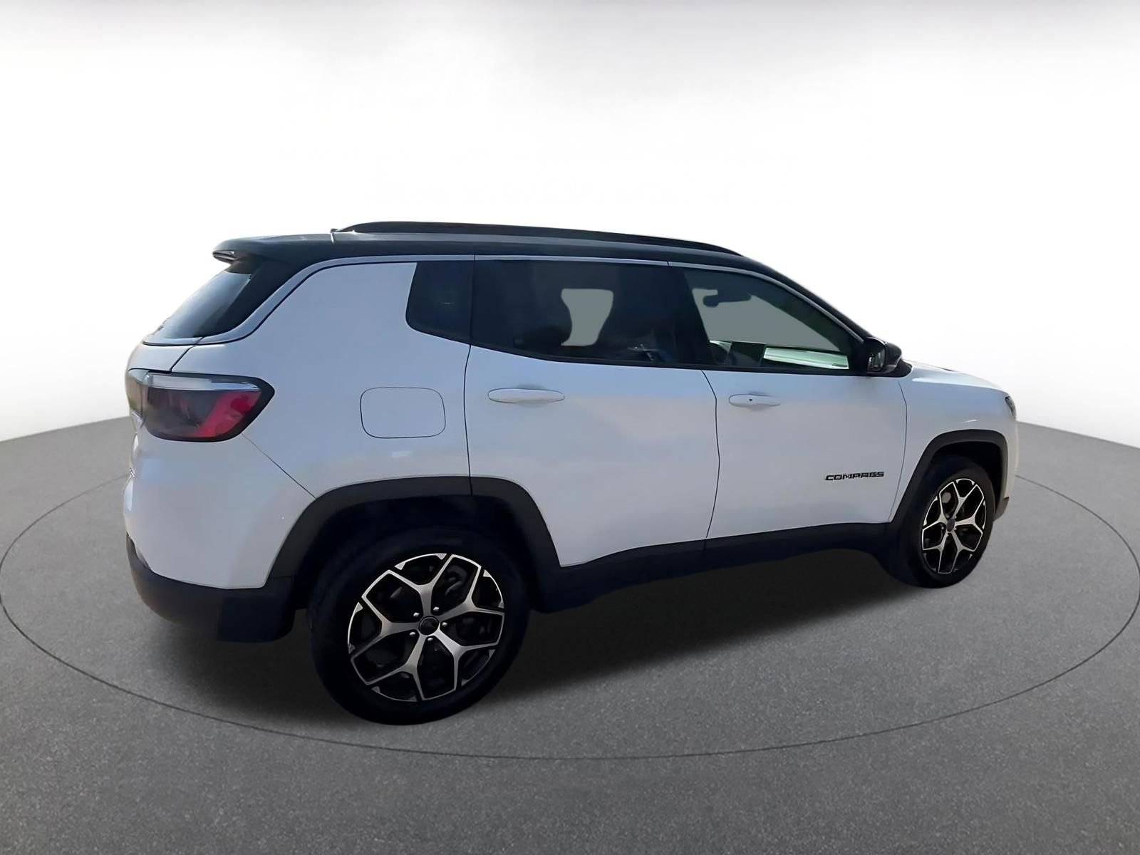 Thumbnail: 2025 Jeep Compass - 15