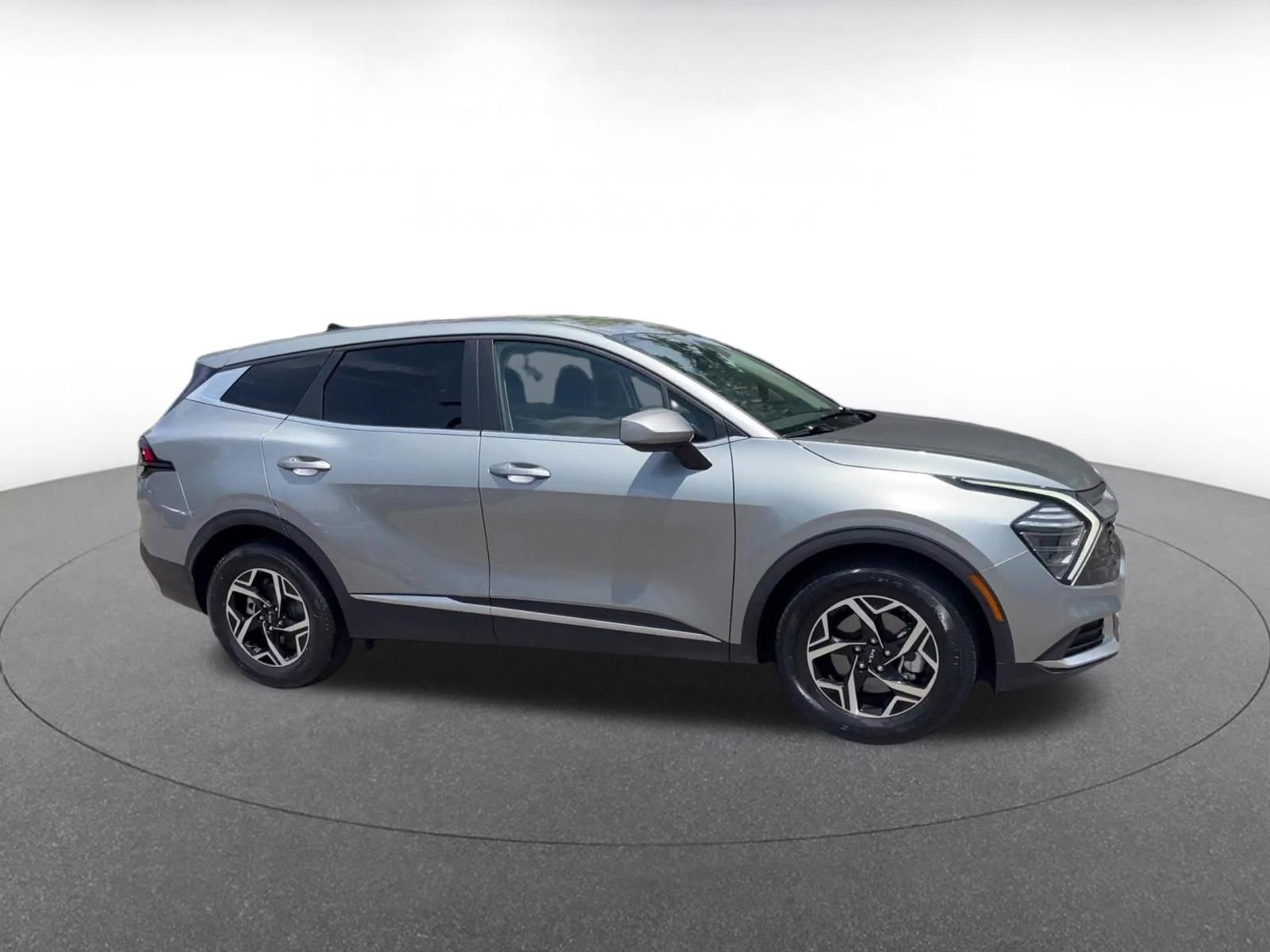 Thumbnail: 2025 Kia Sportage - 2