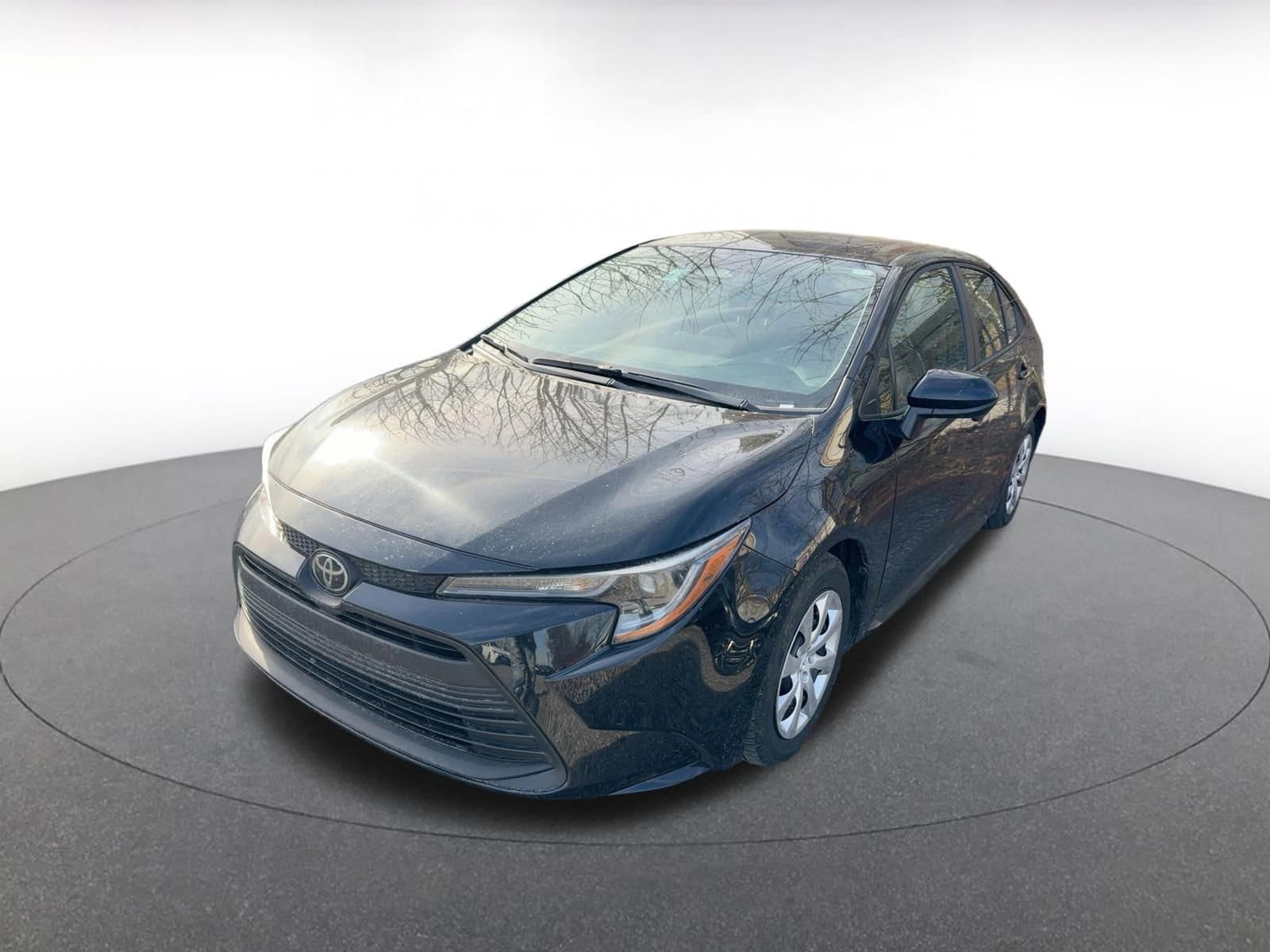 Thumbnail: 2025 Toyota Corolla - 4