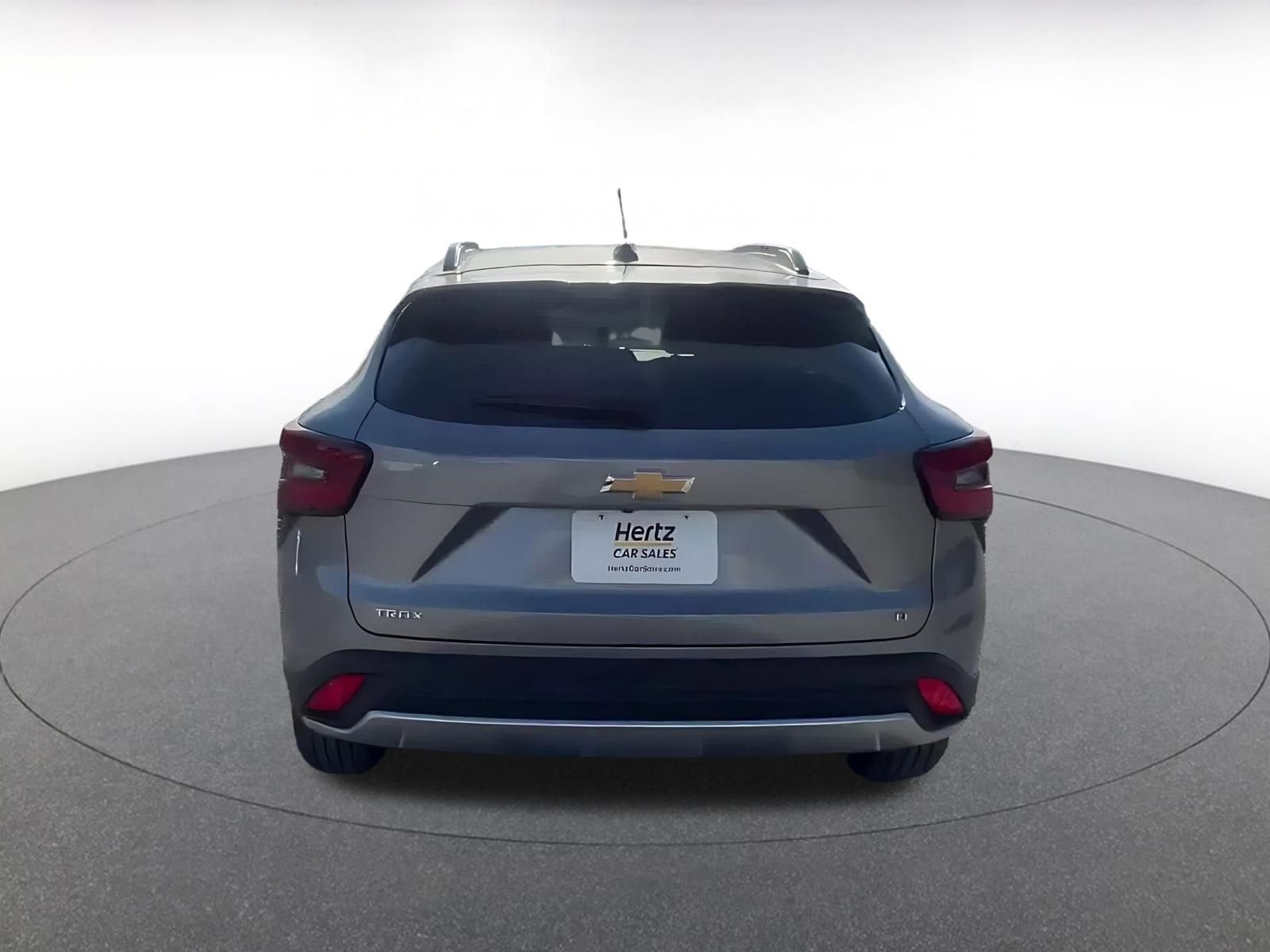 Thumbnail: 2025 Chevrolet Trax - 11