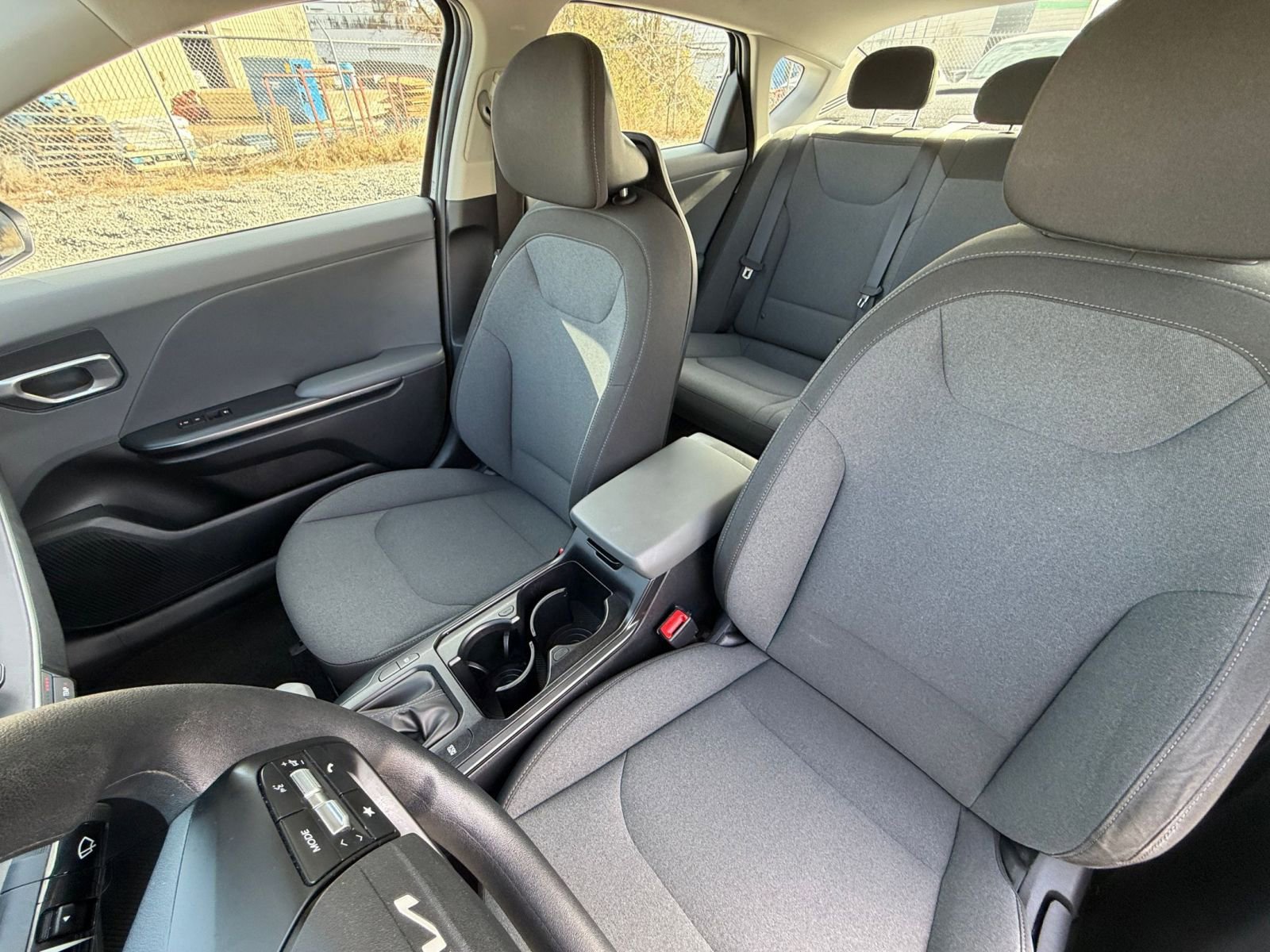 Thumbnail: 2025 Kia K4 - 35