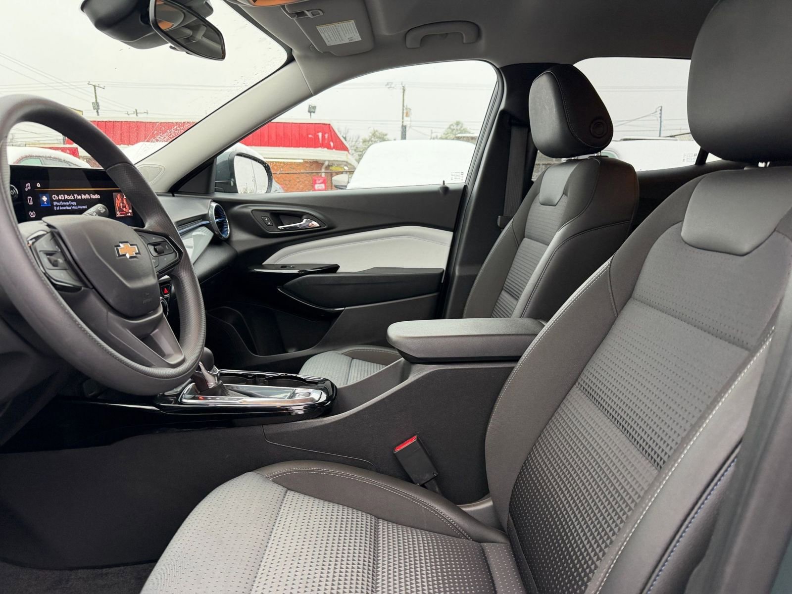 Thumbnail: 2025 Chevrolet Trax - 24