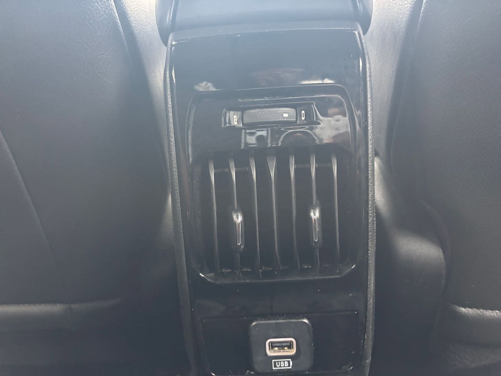 Thumbnail: 2023 Jeep Compass - 23