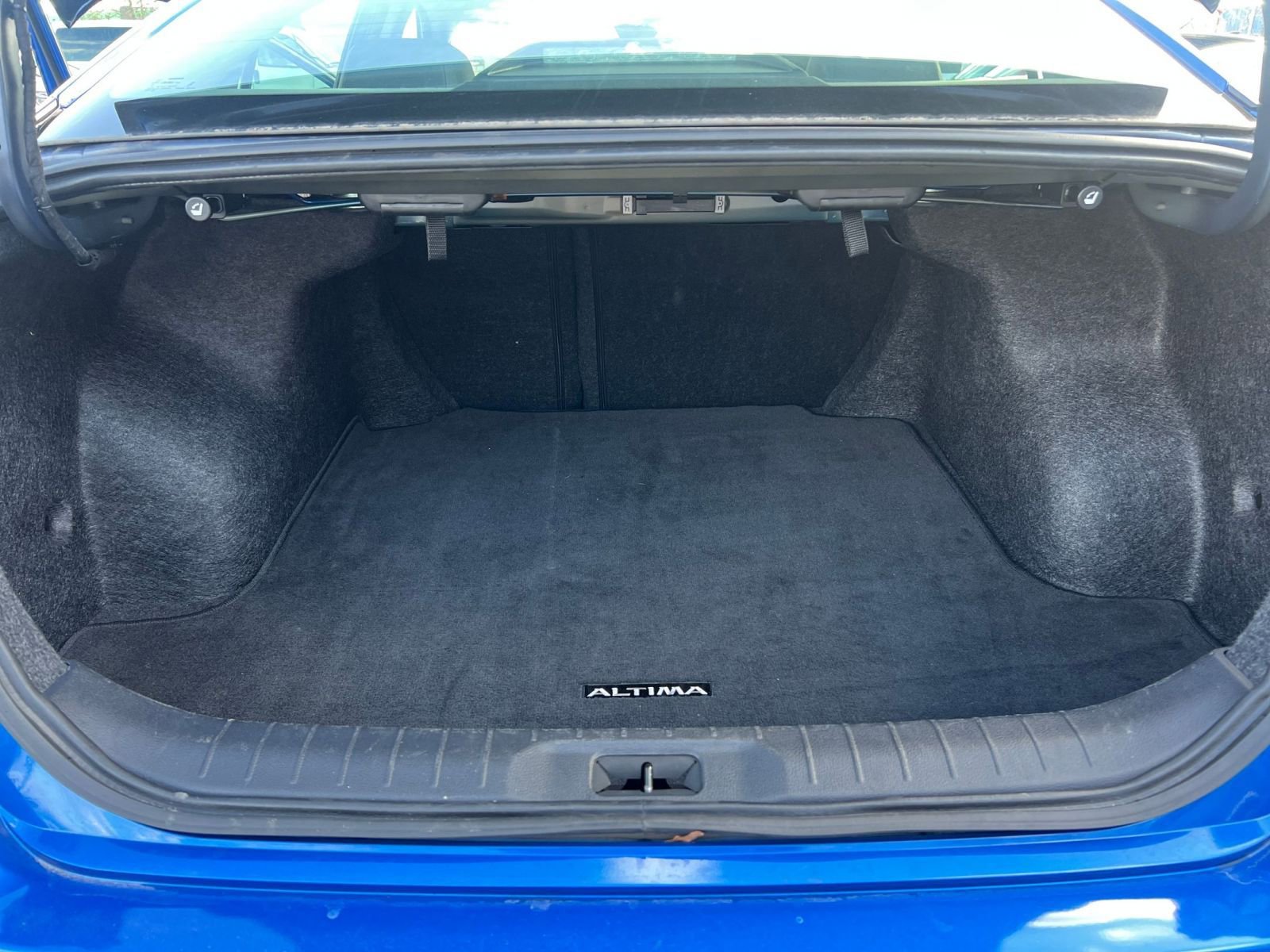 Thumbnail: 2025 Nissan Altima - 30