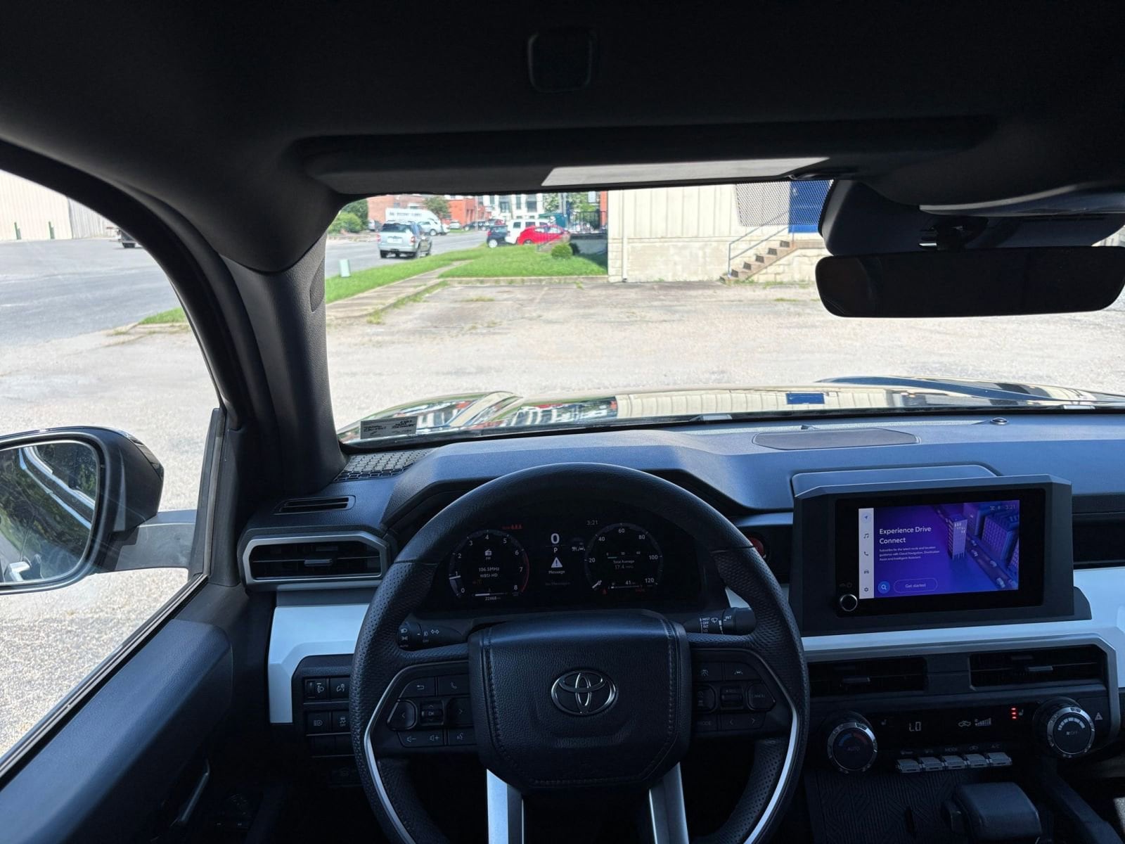 Thumbnail: 2024 Toyota Tacoma - 34