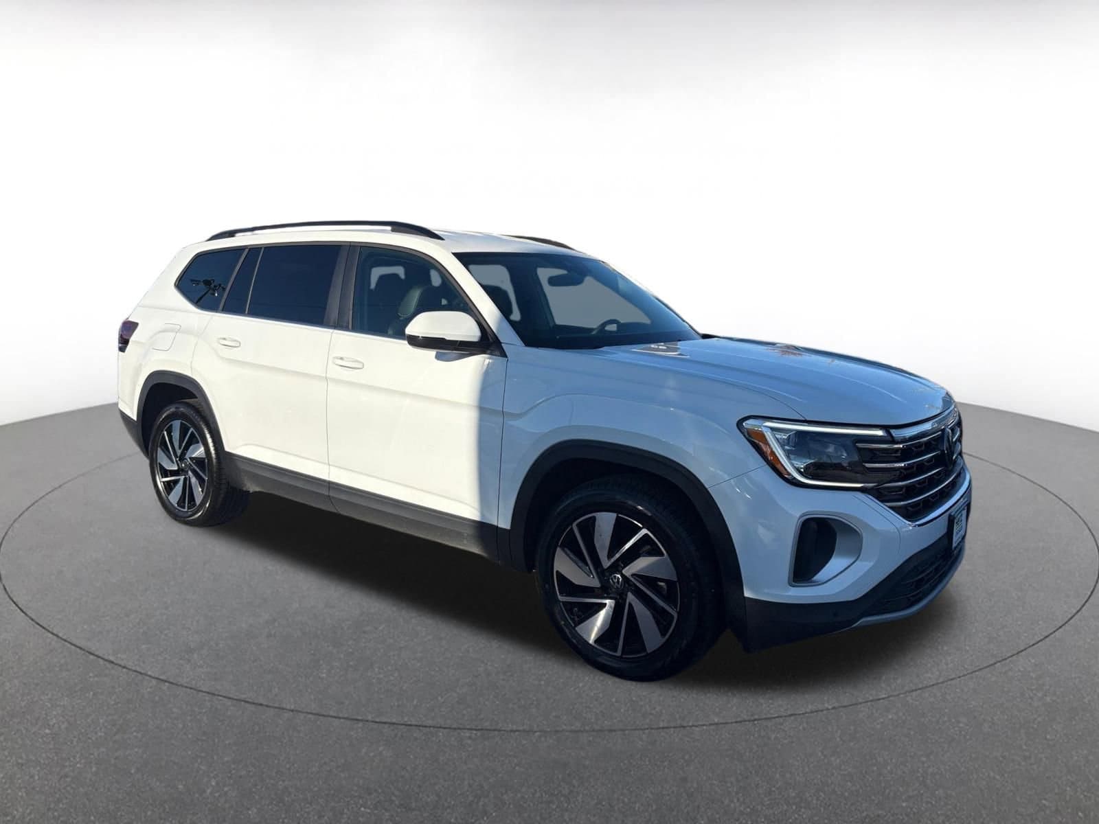 Thumbnail: 2025 Volkswagen Atlas - 1