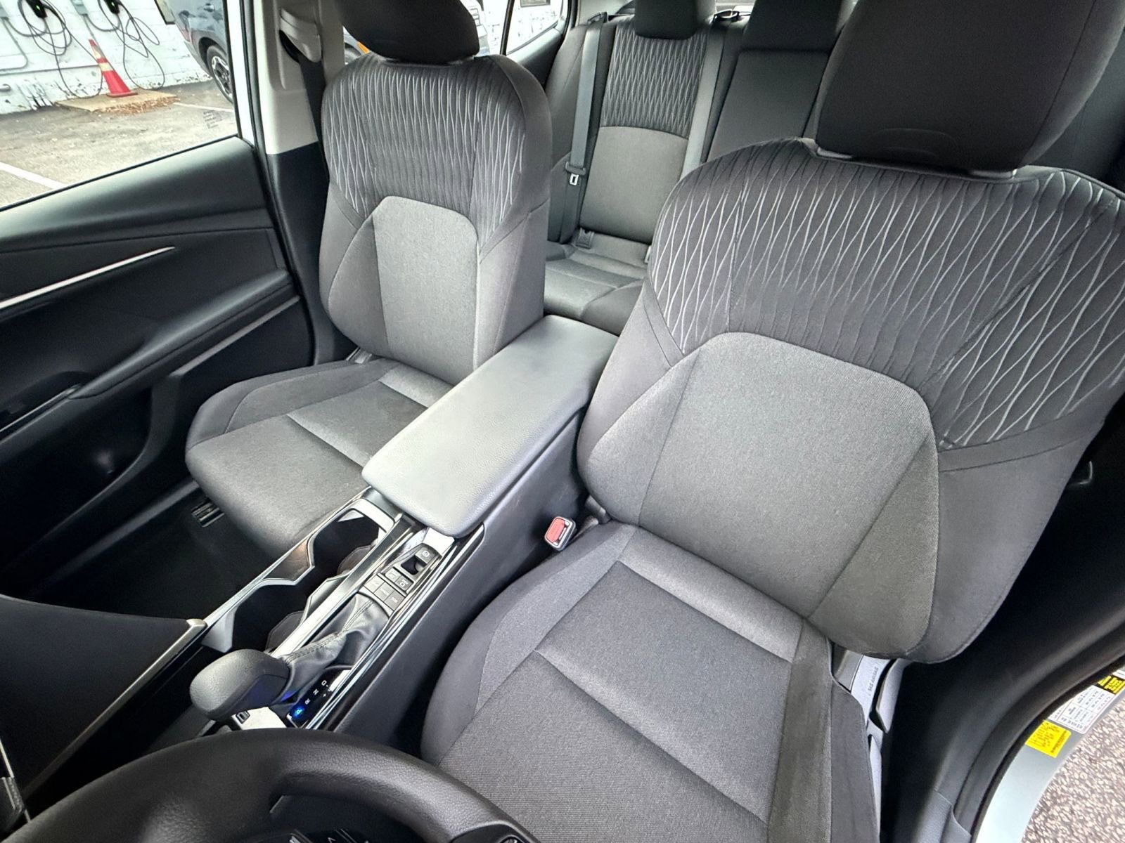 Thumbnail: 2025 Toyota Camry - 35