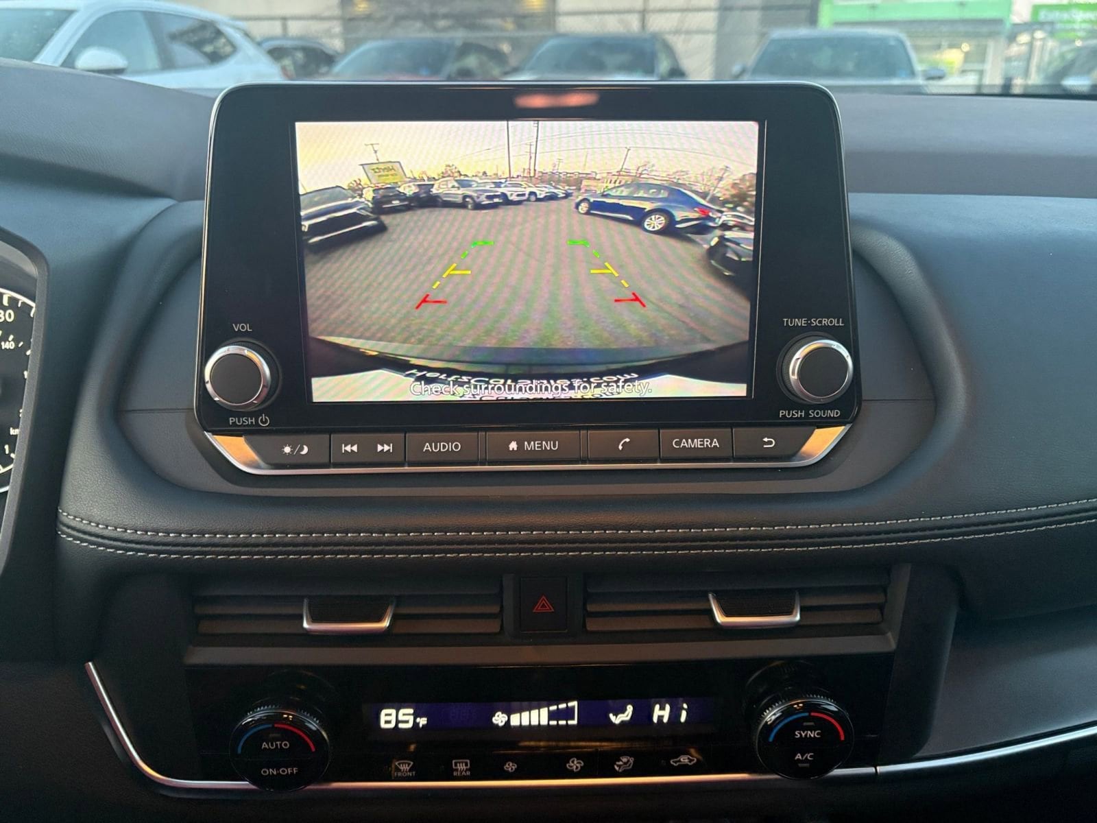 Thumbnail: 2023 Nissan Rogue - 17