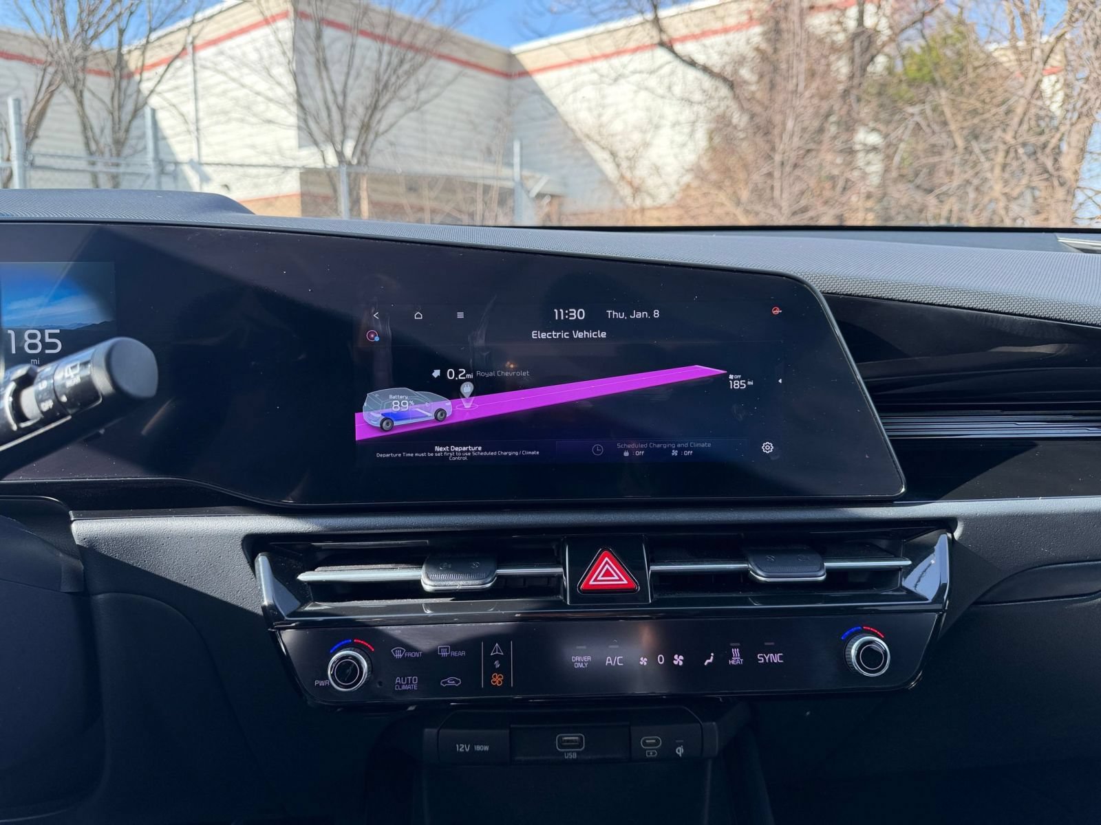 Thumbnail: 2023 Kia Niro - 16