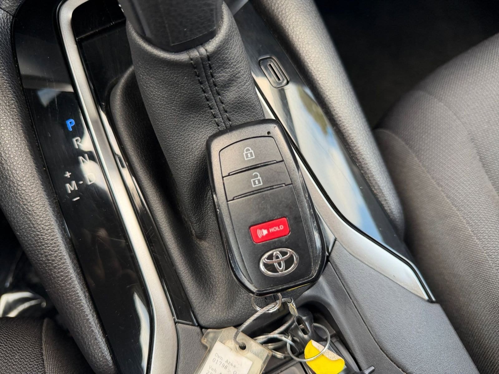 Thumbnail: 2025 Toyota Corolla Cross - 21