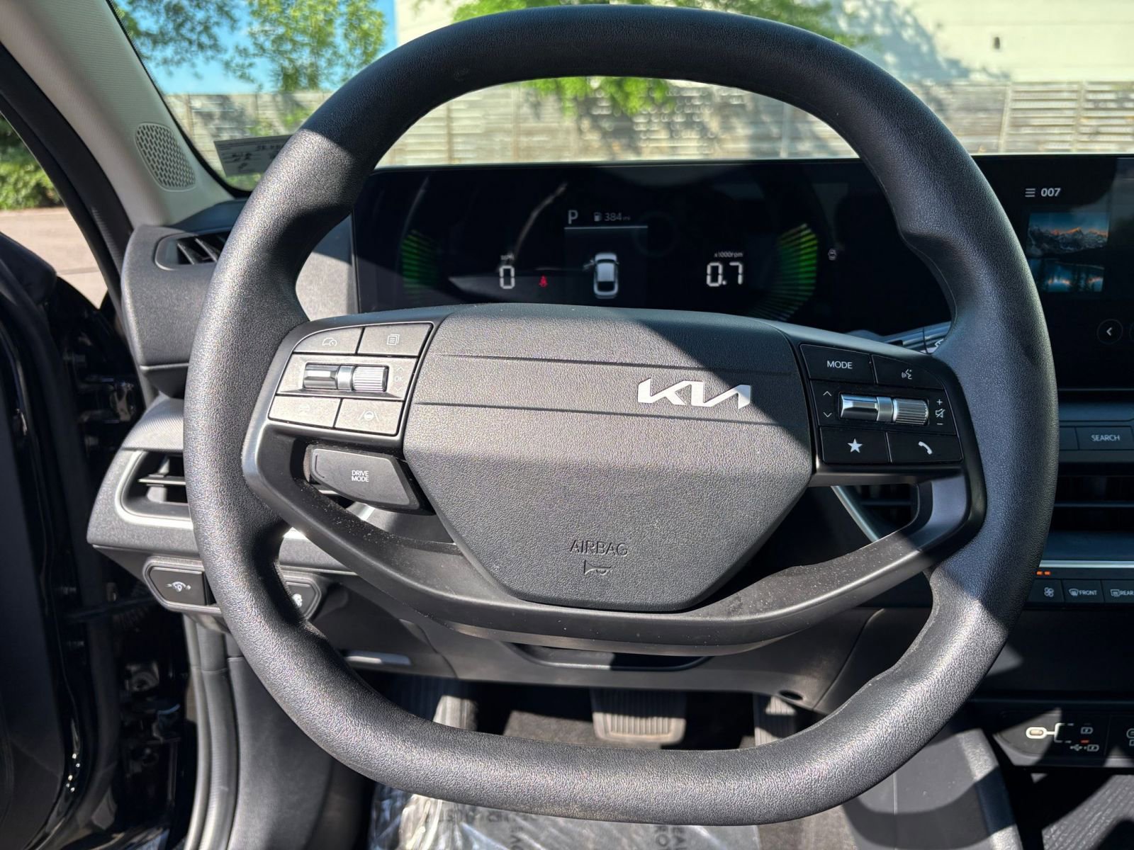Thumbnail: 2025 Kia K4 - 28