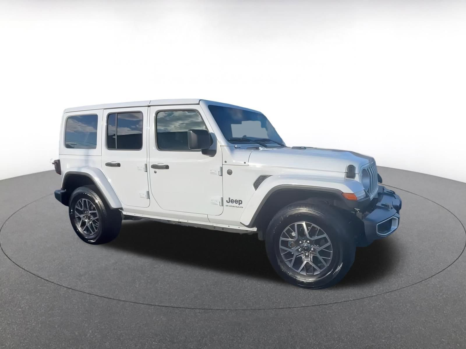 Thumbnail: 2025 Jeep Wrangler - 2