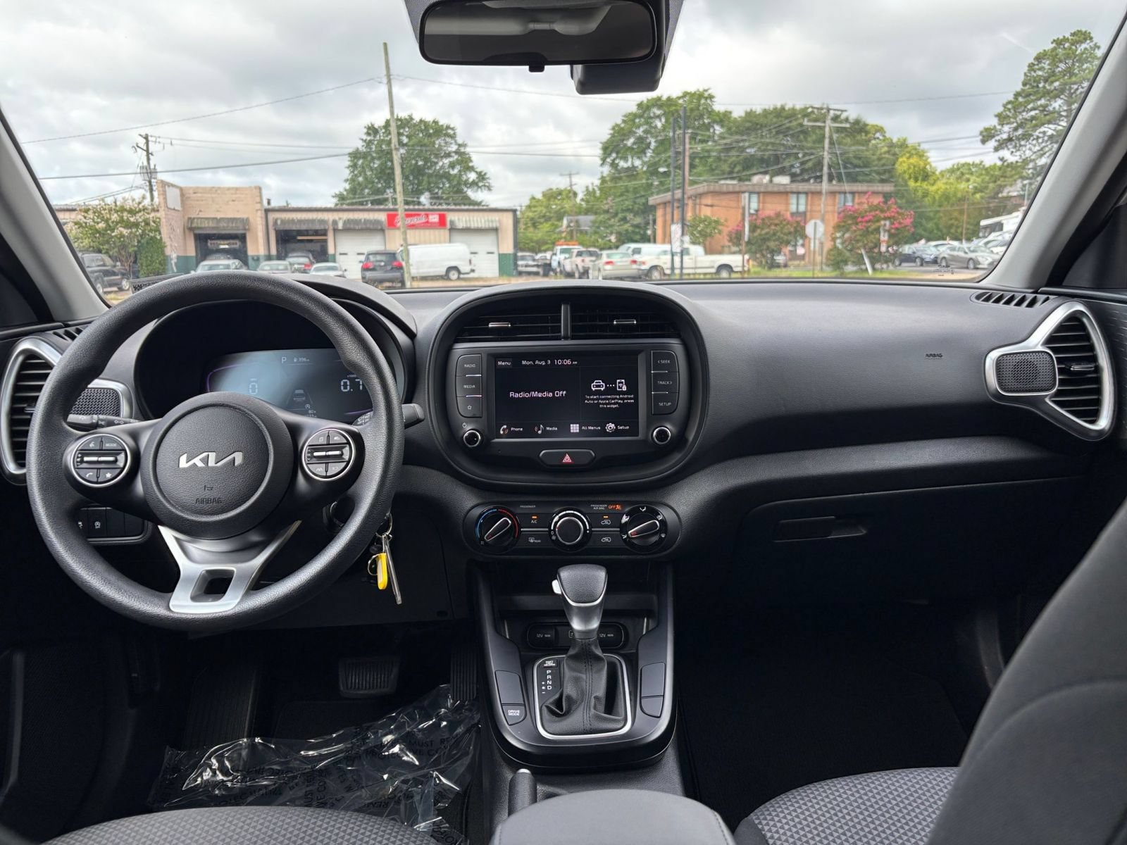 Thumbnail: 2025 Kia Soul - 30