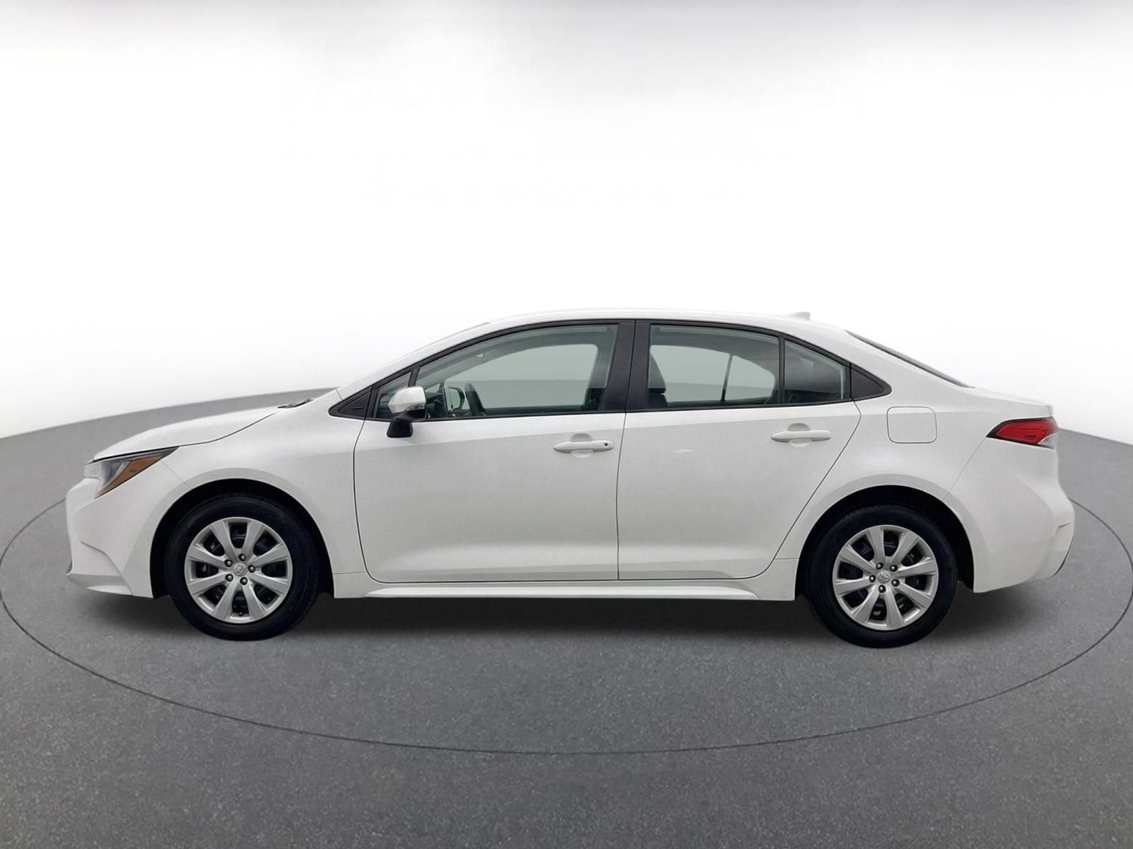 Thumbnail: 2025 Toyota Corolla - 4