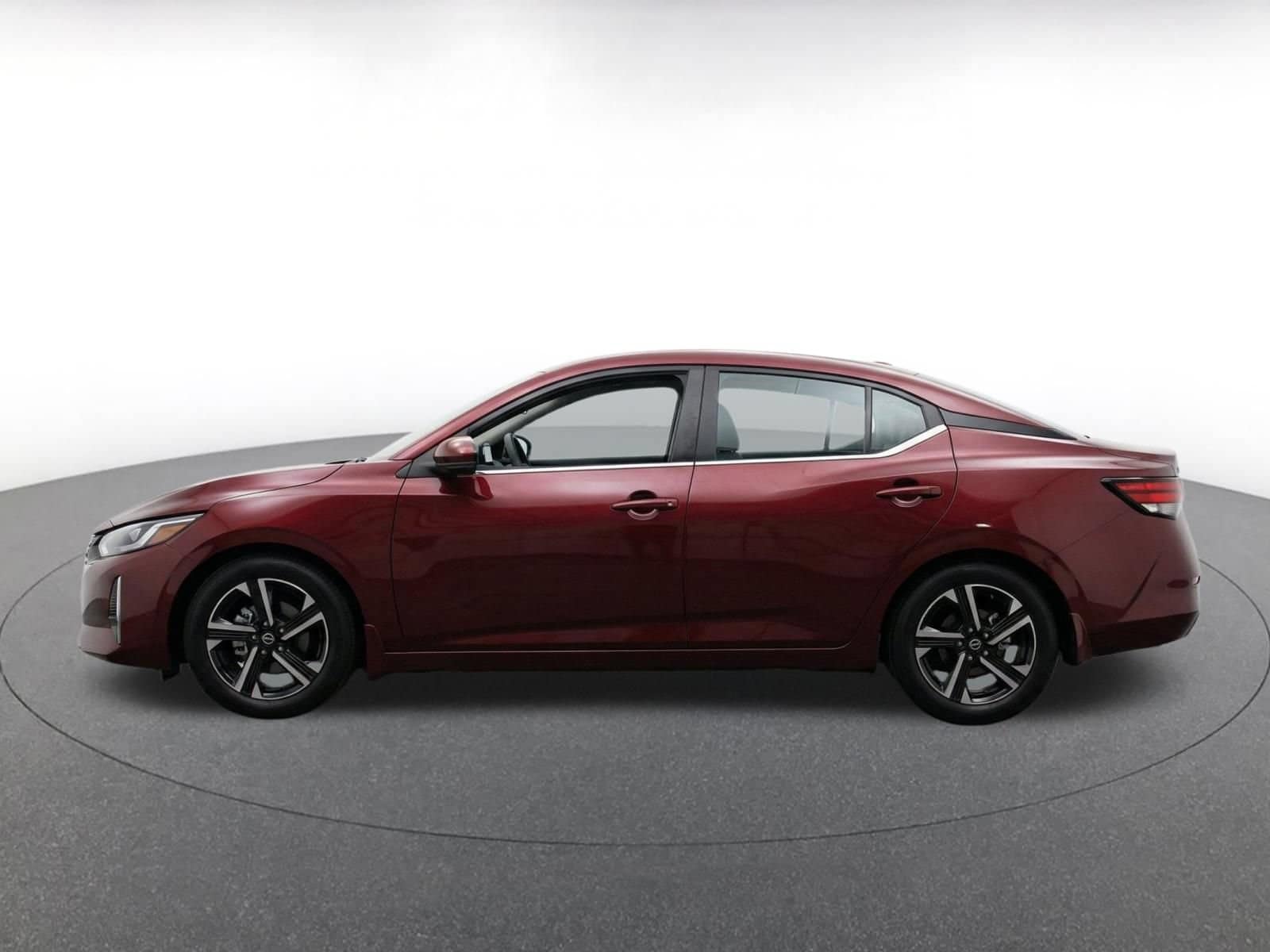 Thumbnail: 2025 Nissan Sentra - 4