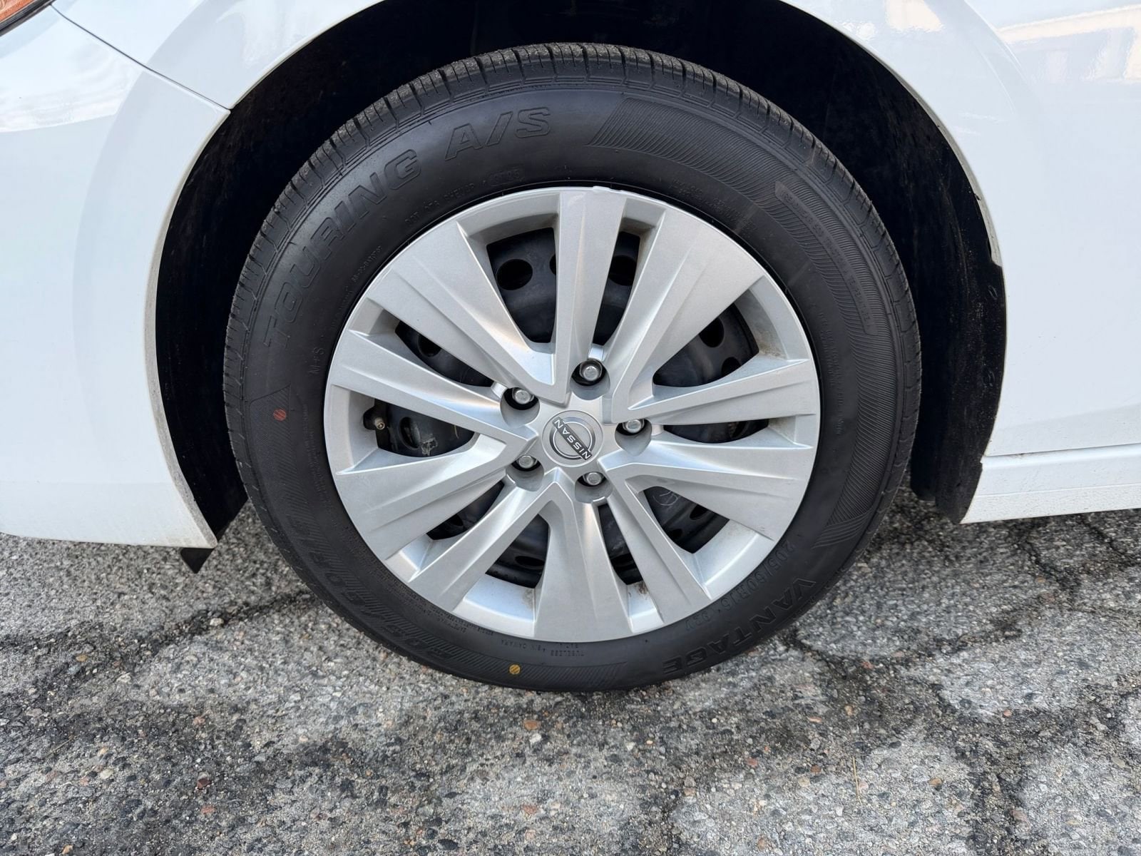 Thumbnail: 2025 Nissan Sentra - 29