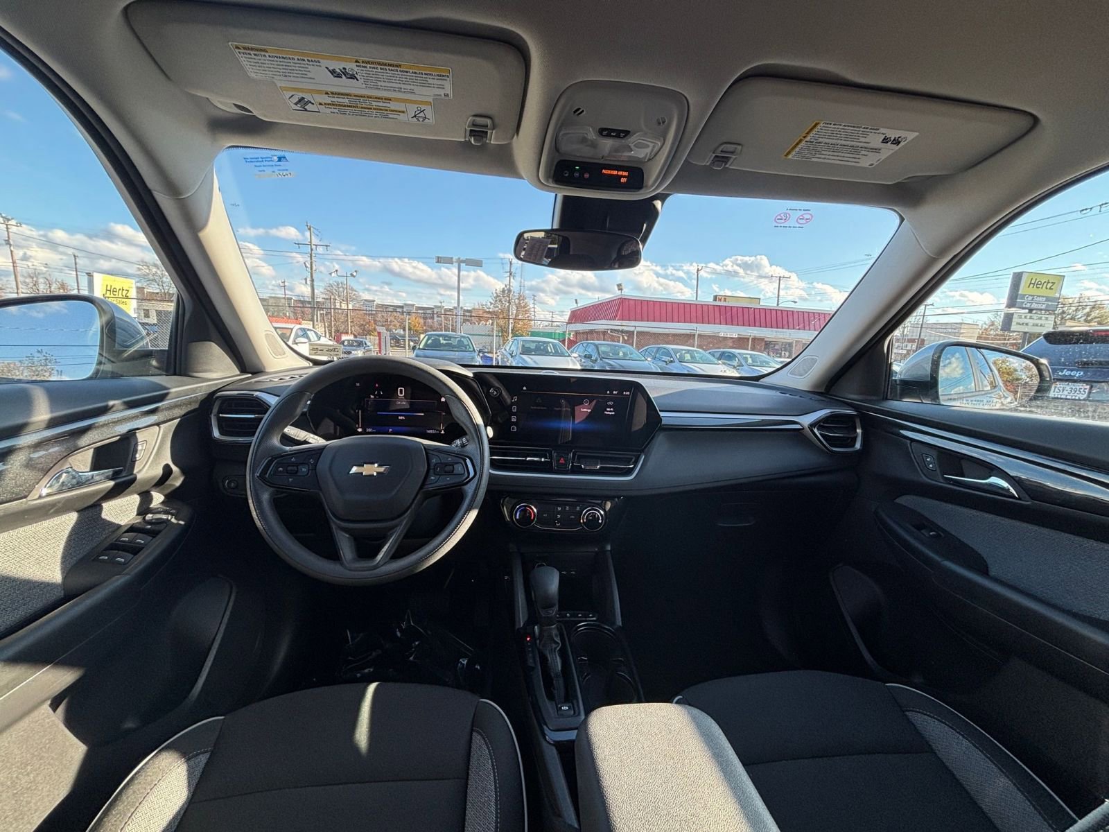 Thumbnail: 2025 Chevrolet TrailBlazer - 31