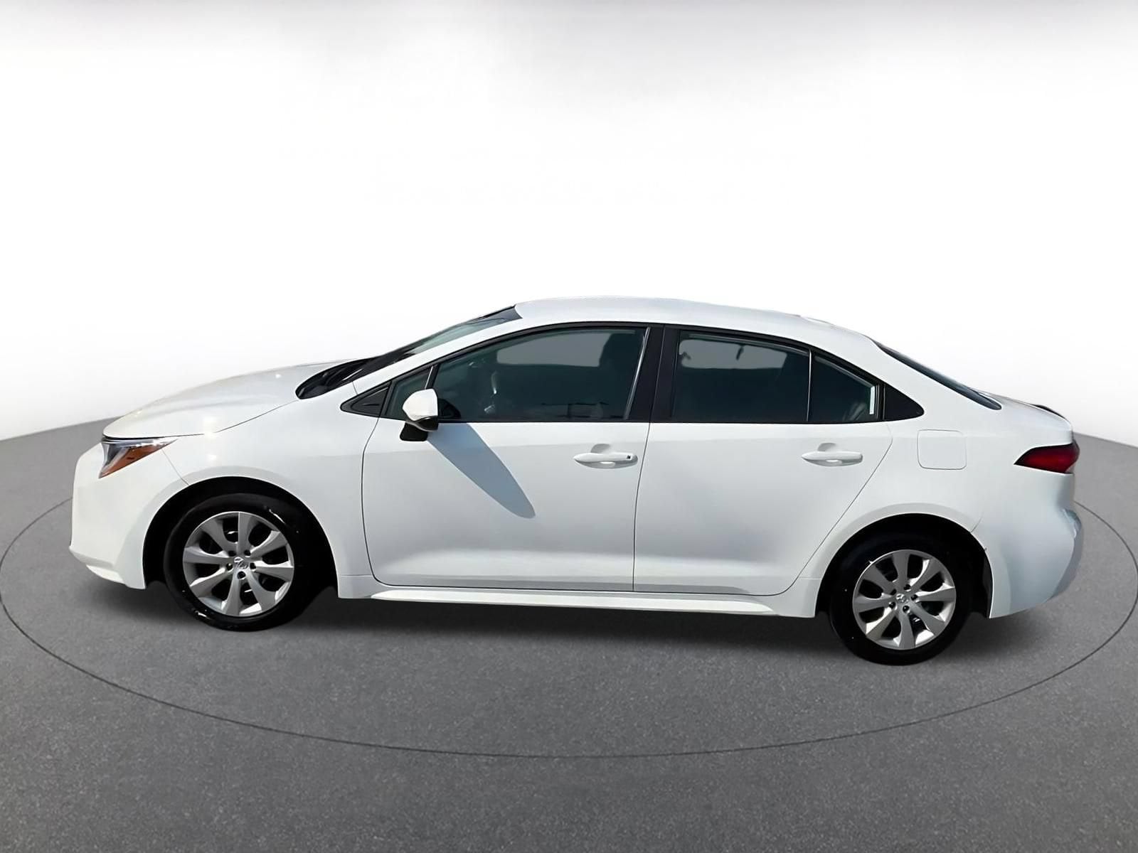 Thumbnail: 2025 Toyota Corolla - 9