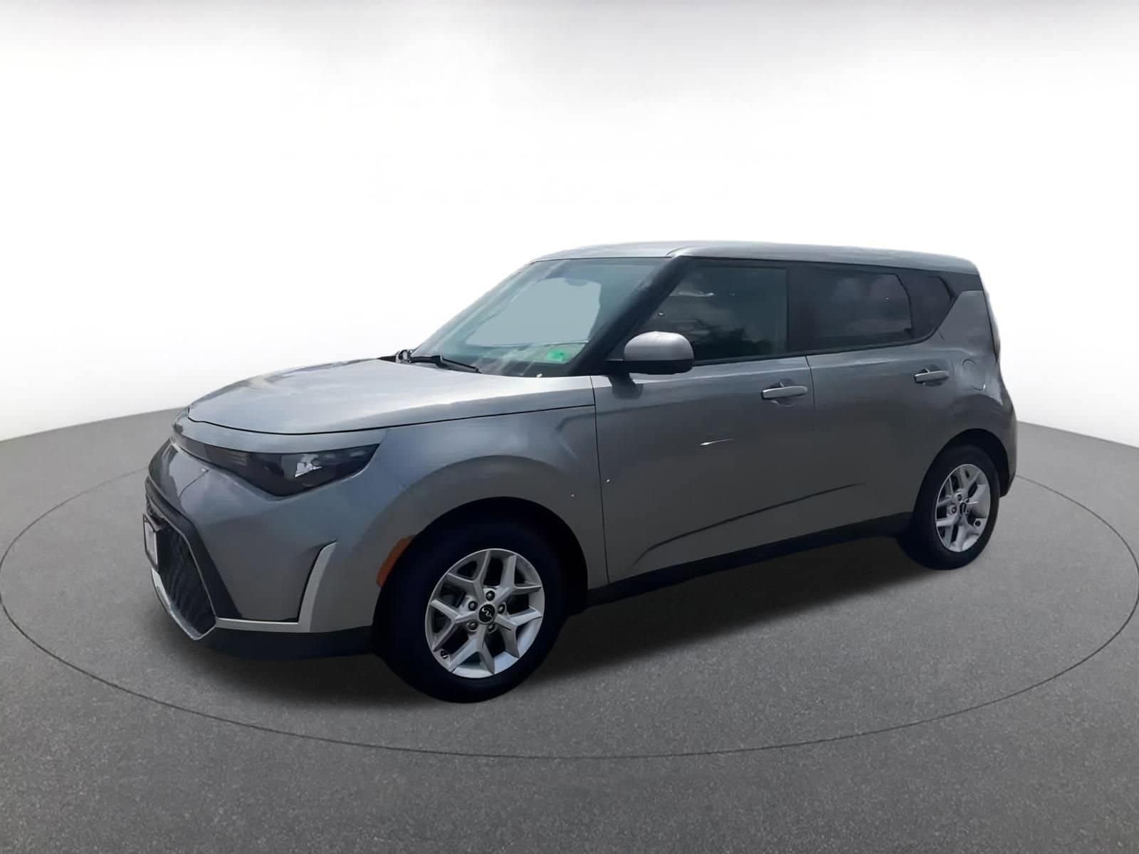 Thumbnail: 2023 Kia Soul - 8