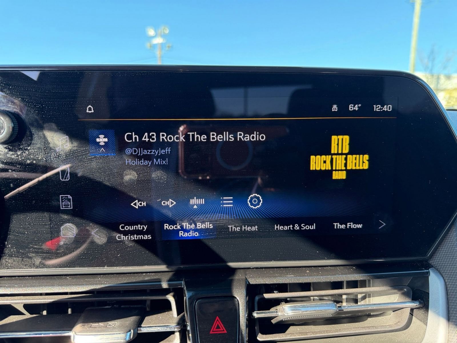 Thumbnail: 2025 Chevrolet TrailBlazer - 21