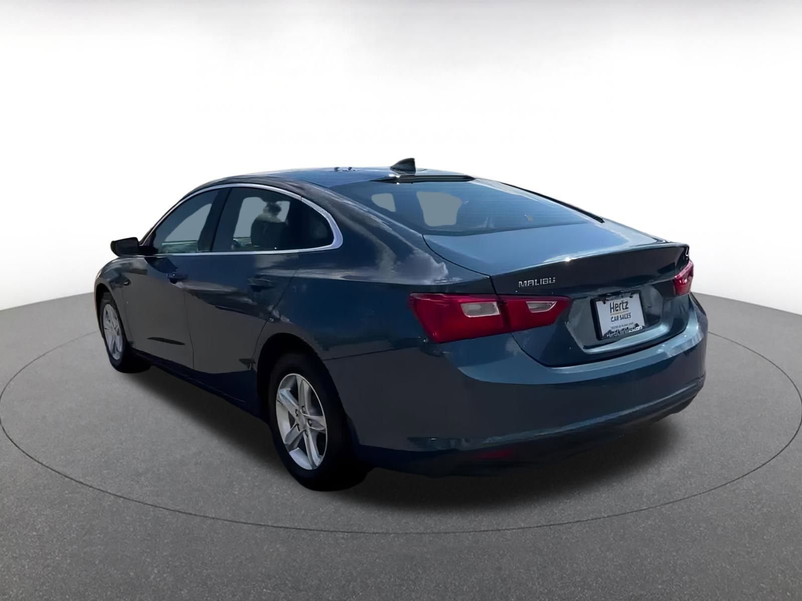 Thumbnail: 2024 Chevrolet Malibu - 11