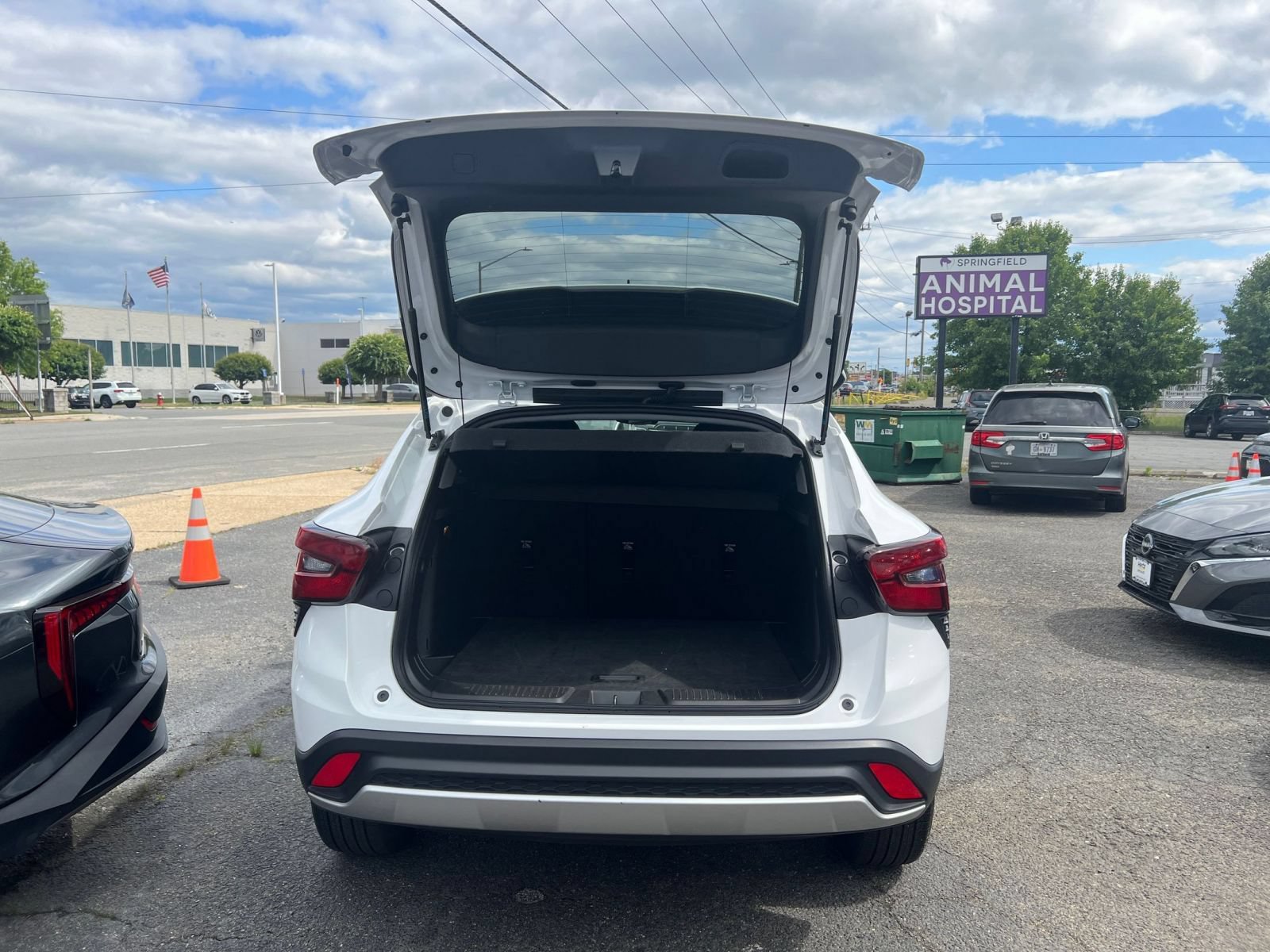 Thumbnail: 2025 Chevrolet Trax - 26