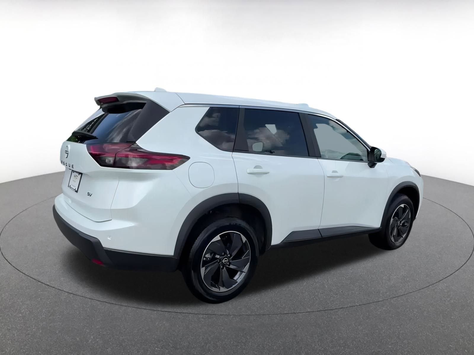 Thumbnail: 2024 Nissan Rogue - 15