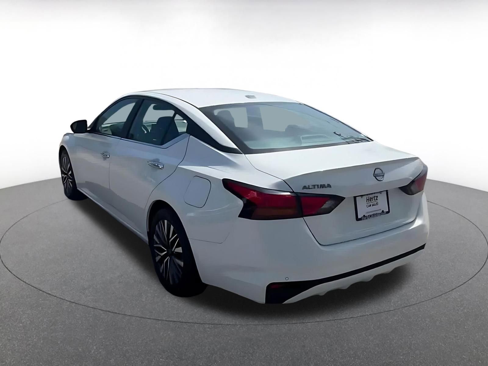 Thumbnail: 2025 Nissan Altima - 11