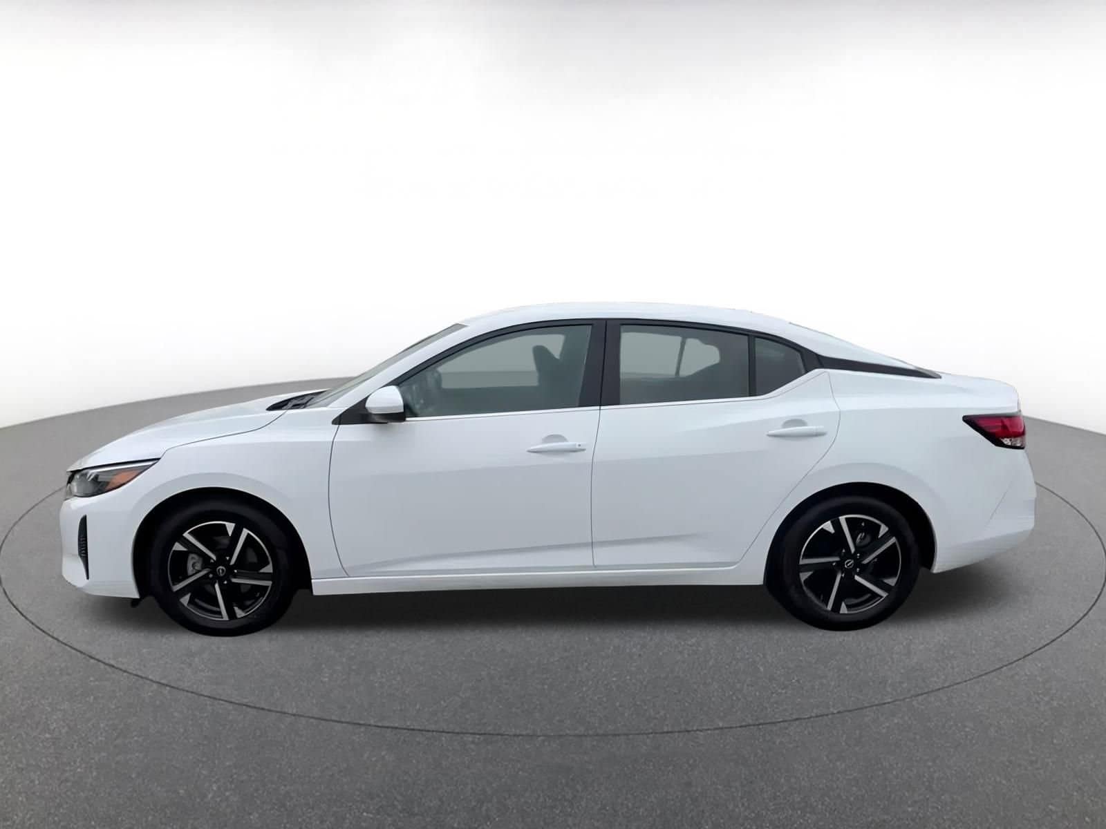 Thumbnail: 2024 Nissan Sentra - 9