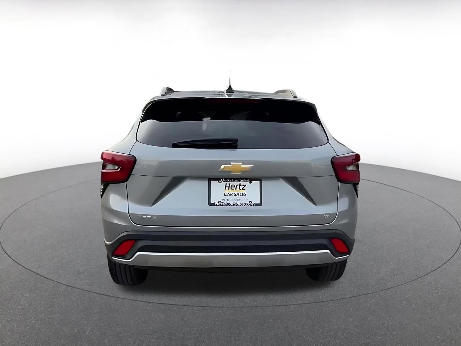 Thumbnail: 2025 Chevrolet Trax - 12