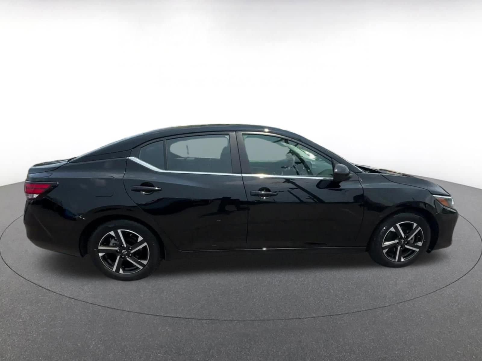 2024 Nissan Sentra SV 16