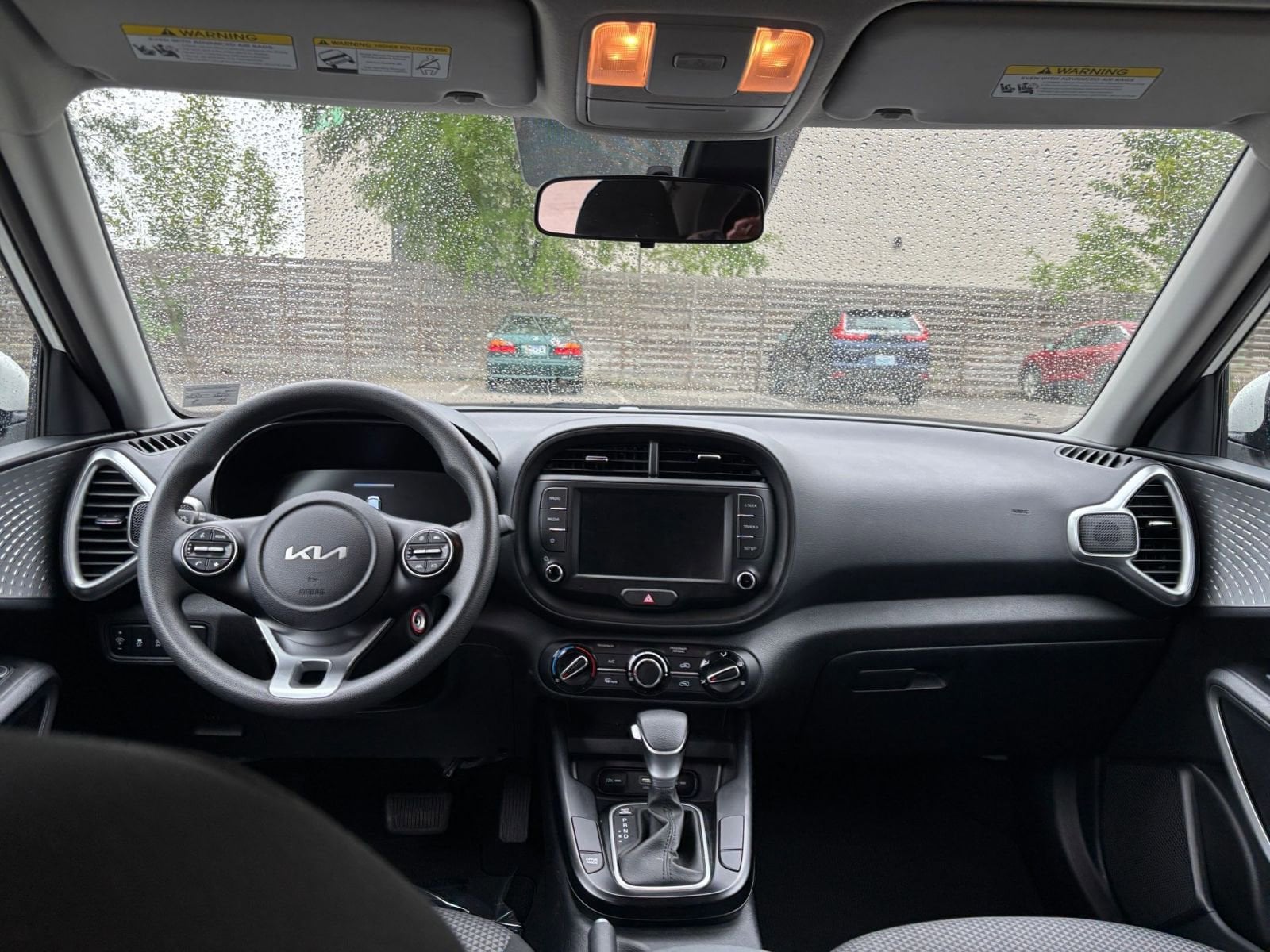 2025 Kia Soul LX - Photo 32