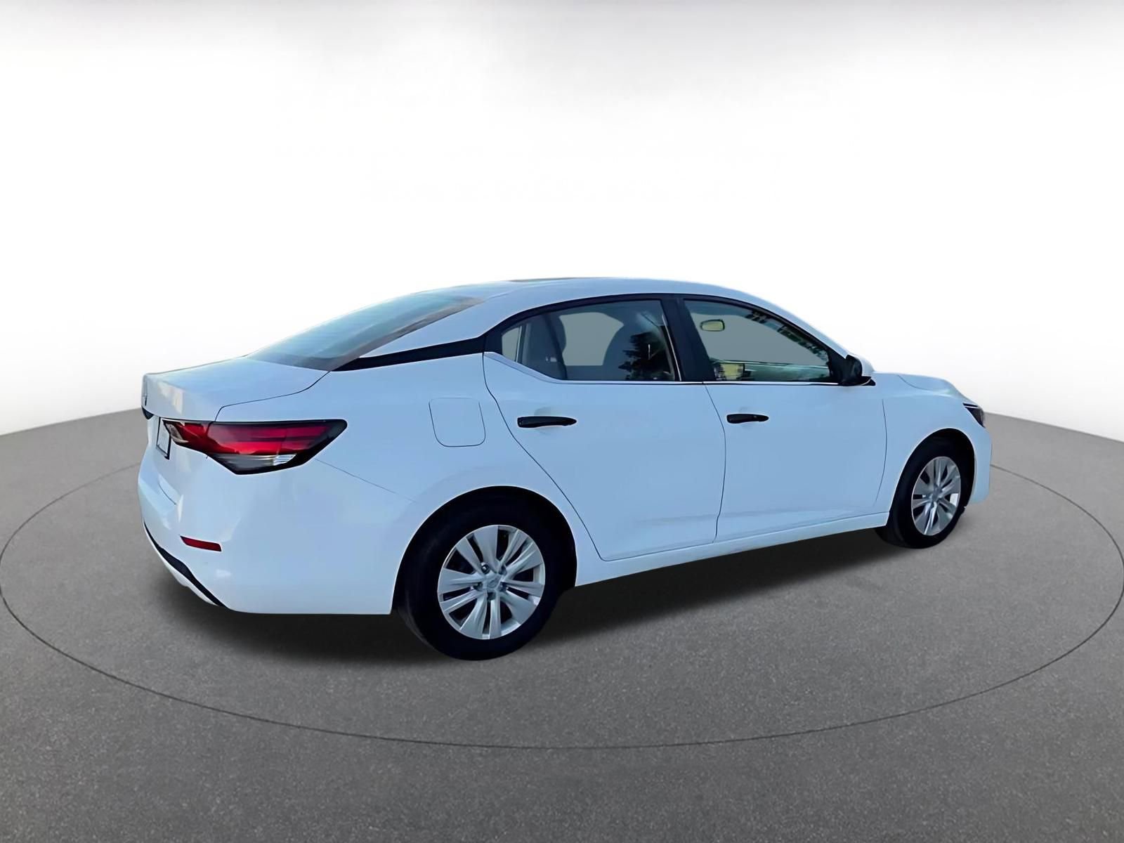 Thumbnail: 2025 Nissan Sentra - 14