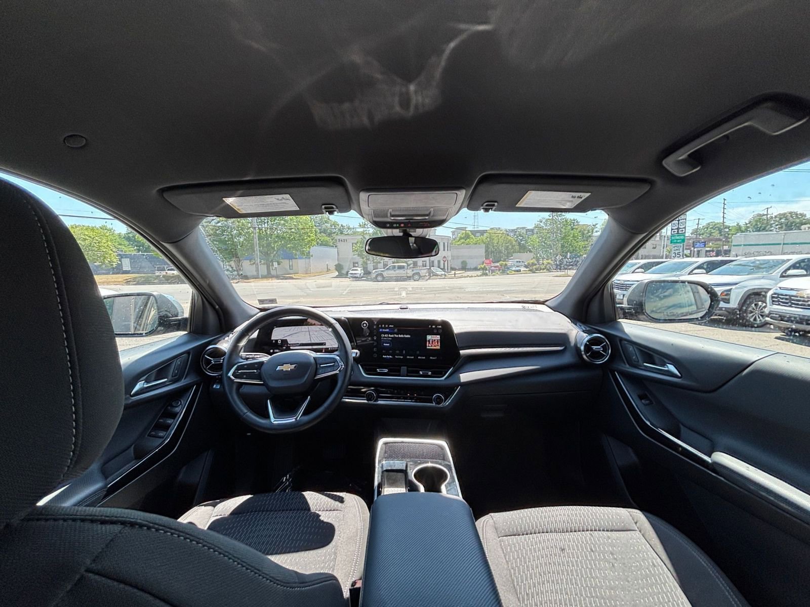 Thumbnail: 2025 Chevrolet Equinox - 33