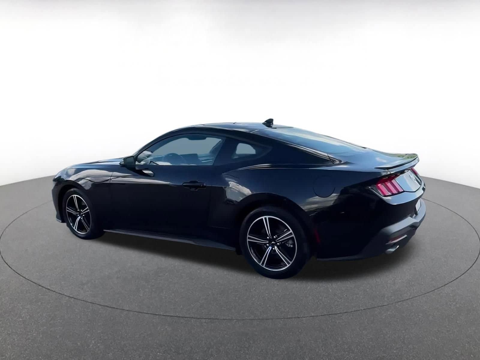 Thumbnail: 2024 Ford Mustang - 10