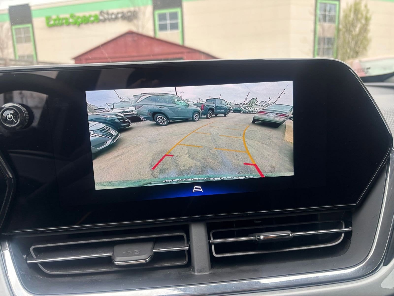 Thumbnail: 2025 Chevrolet Trax - 24